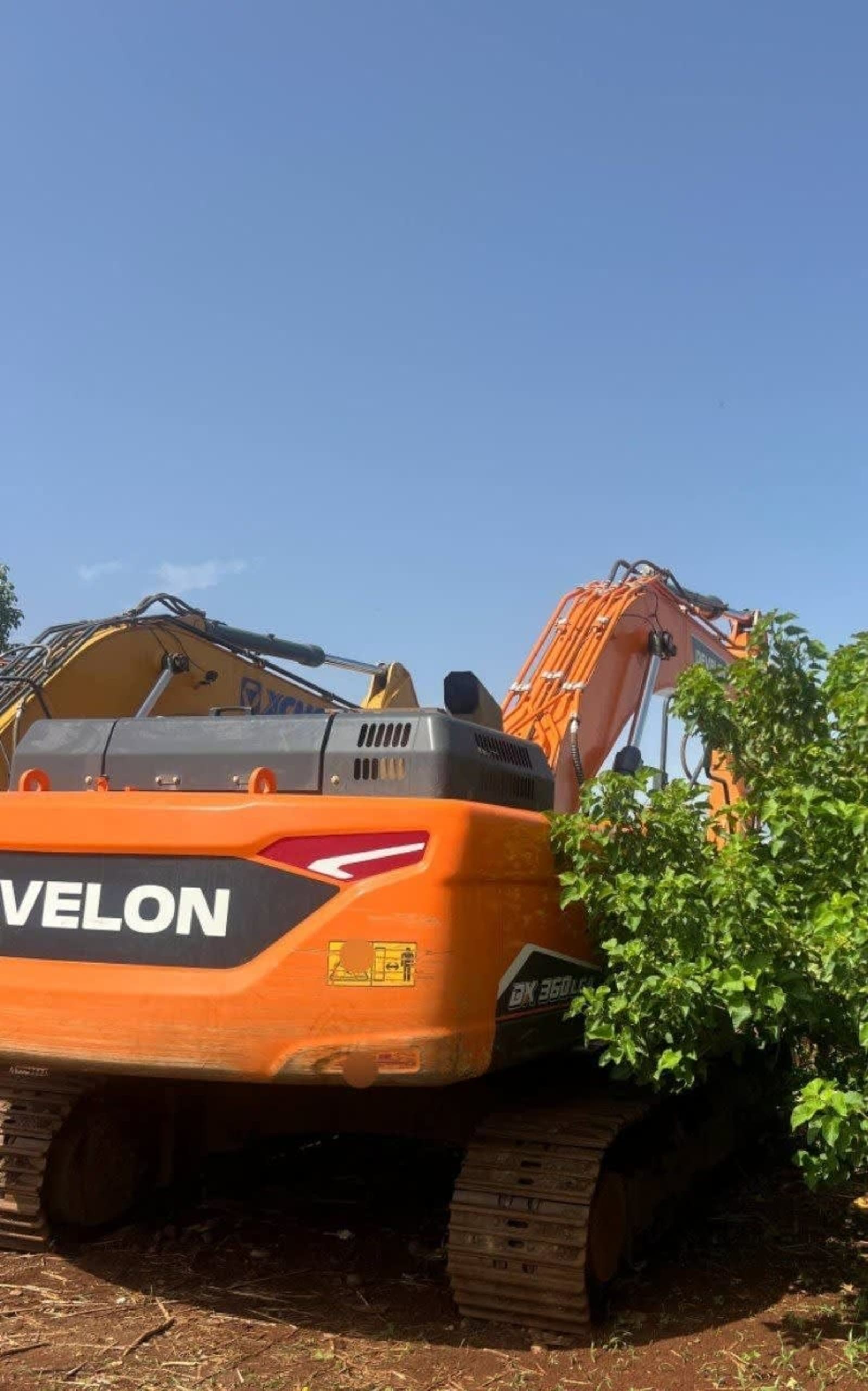 2025 DEVELON DX-360 โ photo 3