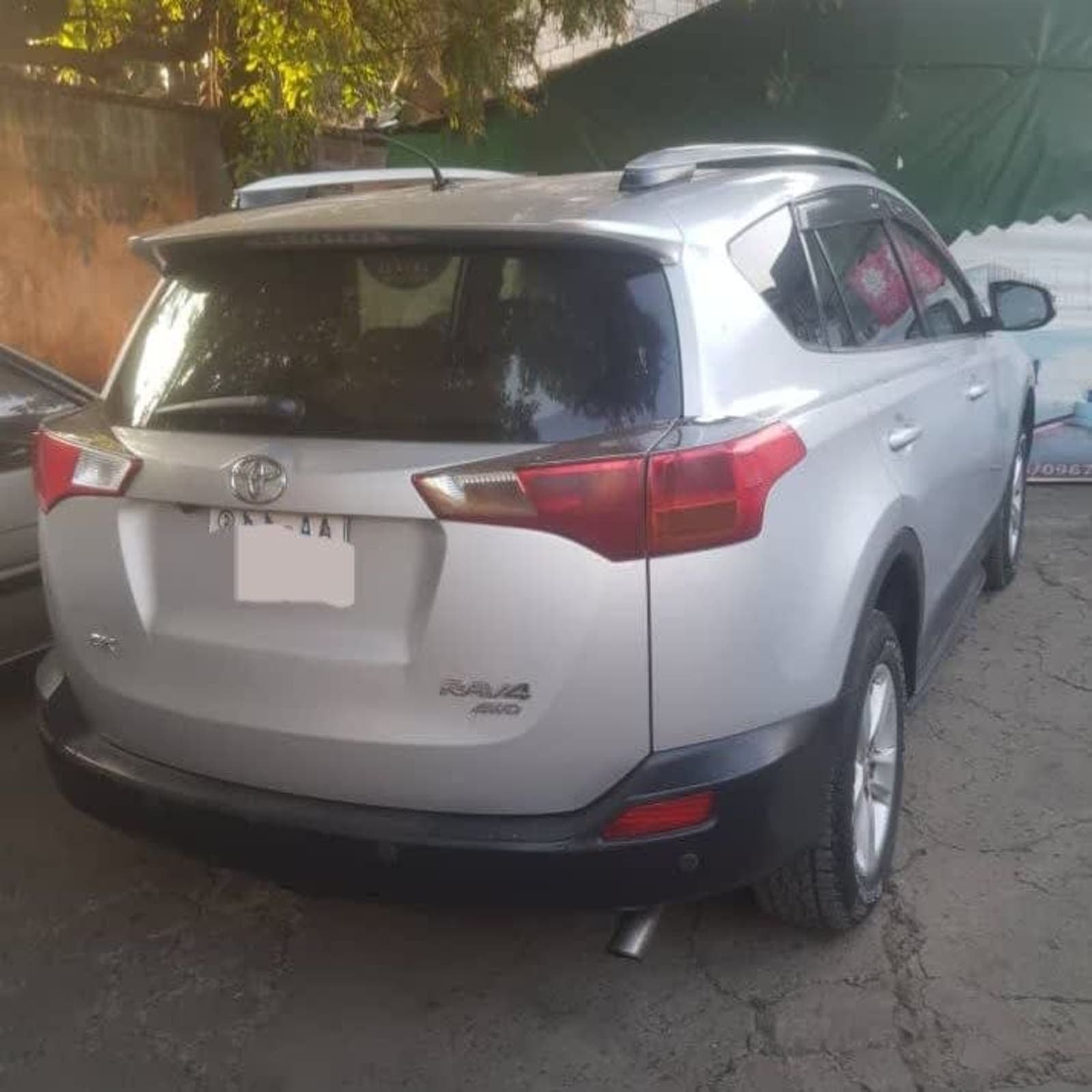 2013 Toyota Rav4 — photo 3