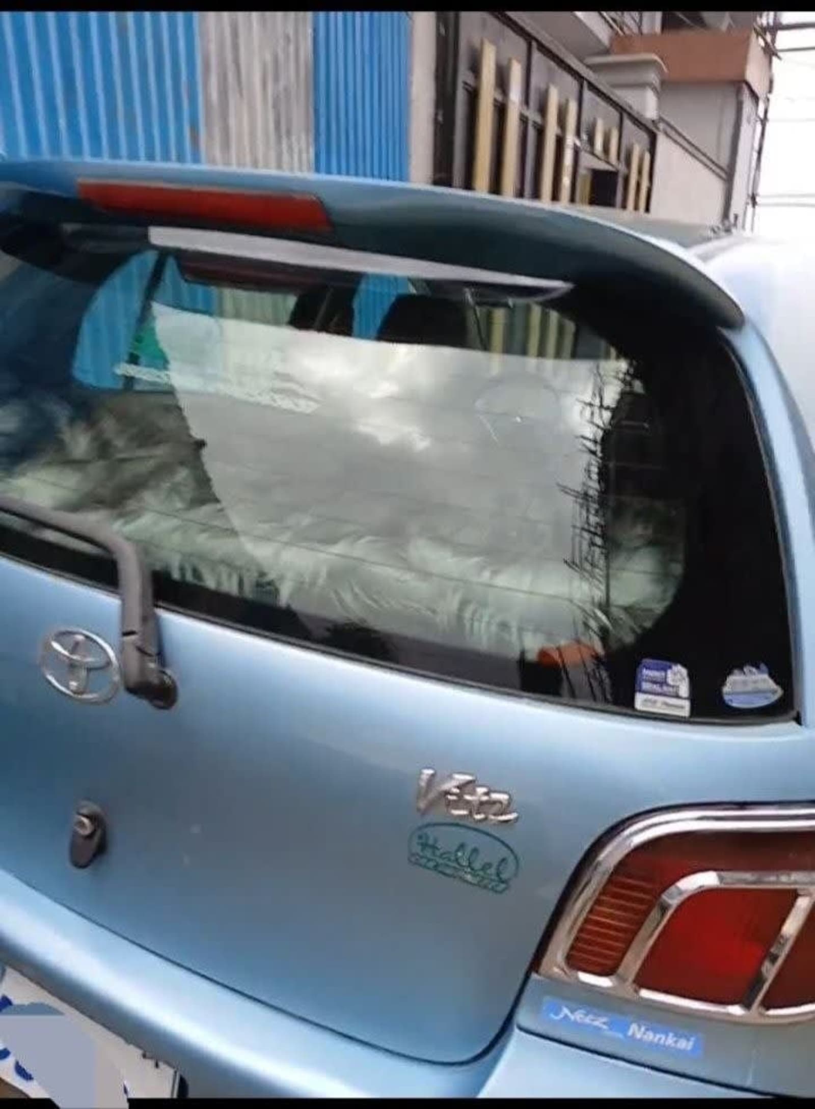 2002 Toyota Vitz