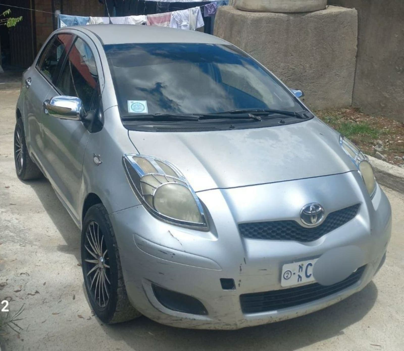 2009 Toyota Yaris Compact — photo 6