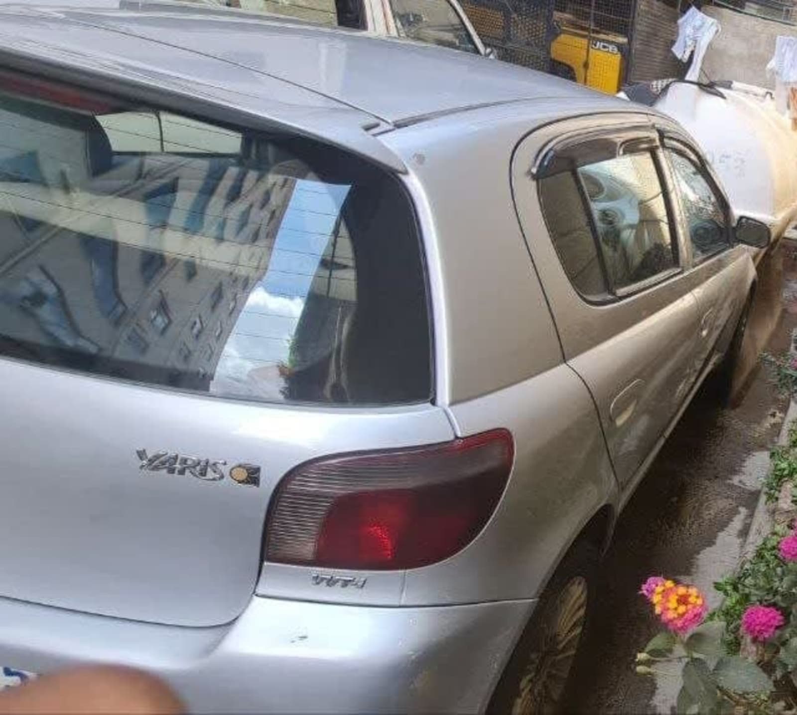 2000 Toyota Vitz Yaris — photo 2