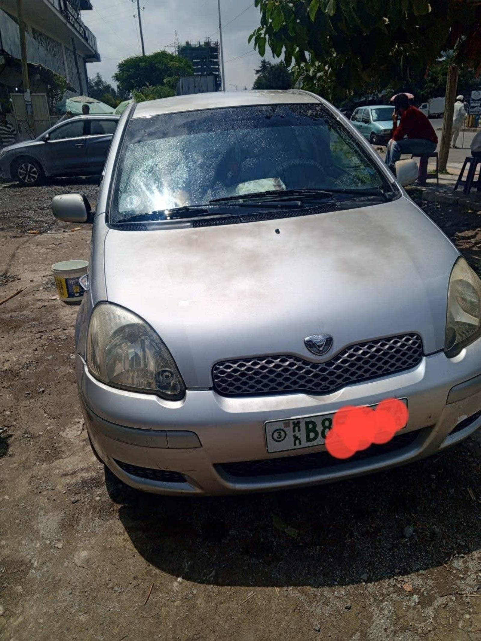 2004 Toyota Vitz
