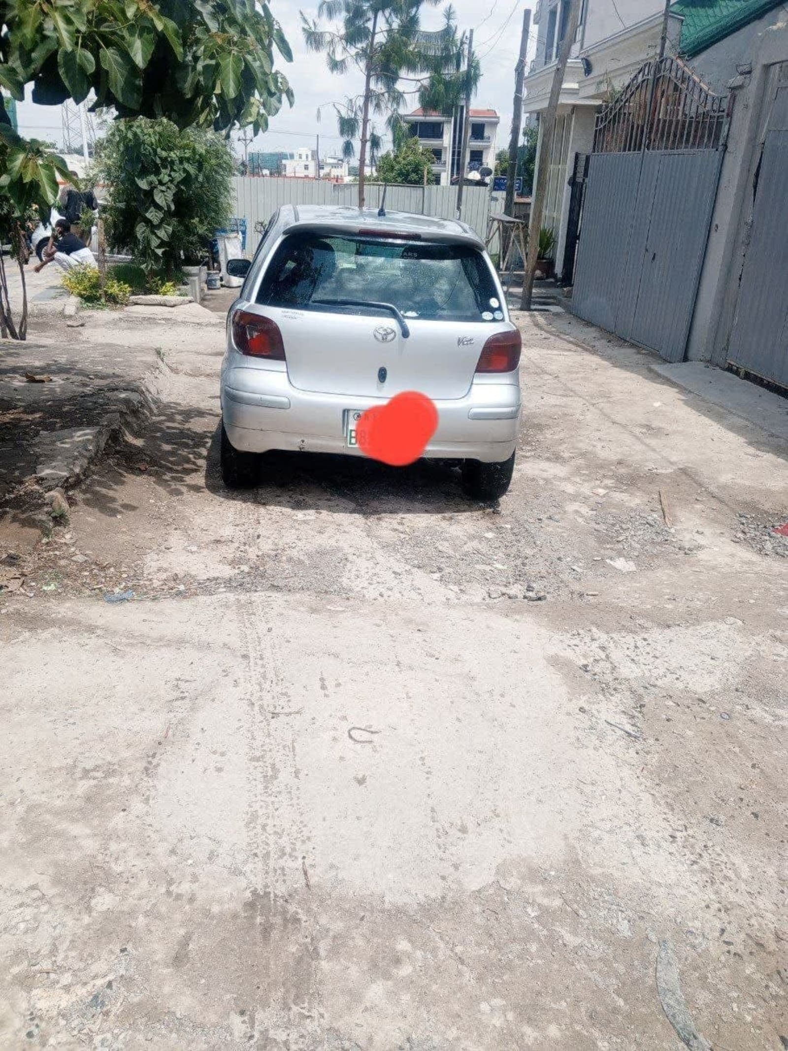 2004 Toyota Vitz — photo 3
