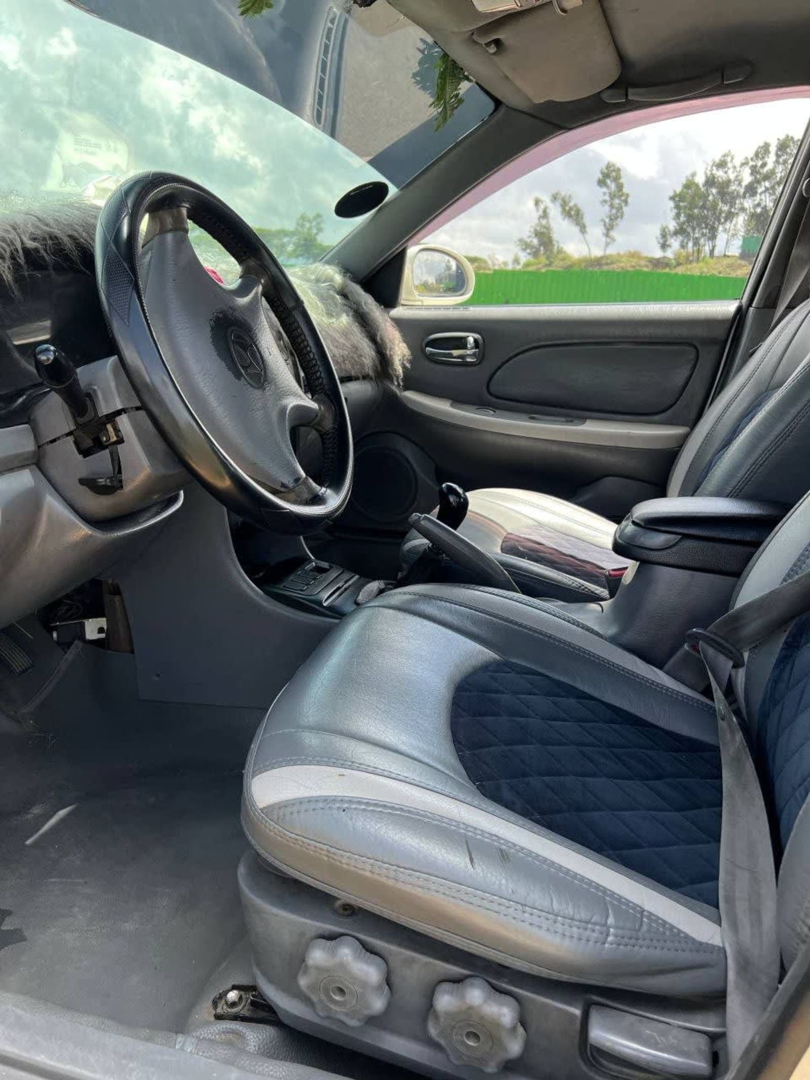 2001 Hyundai Sonata — photo 5
