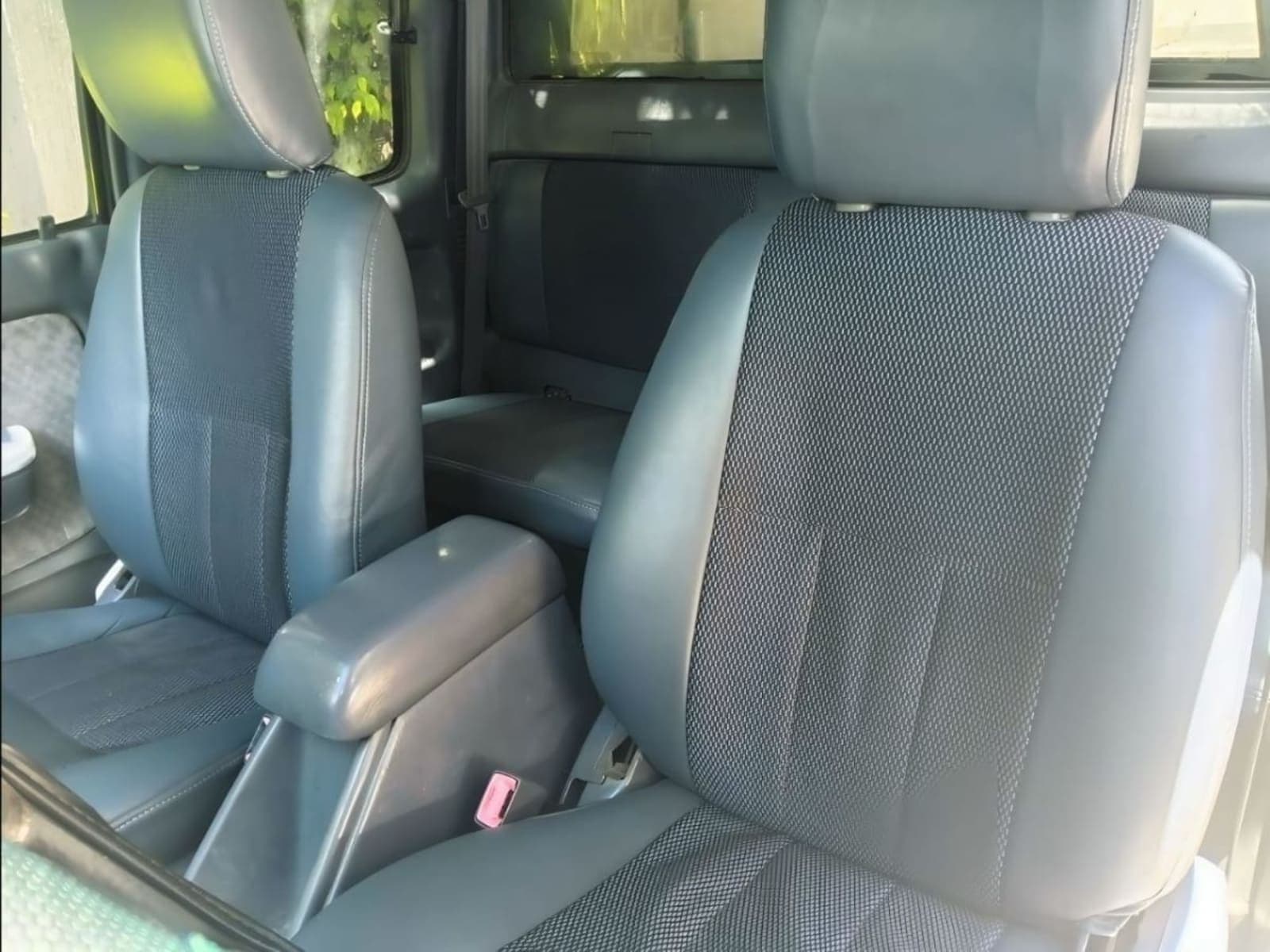 2004 Toyota D4D — photo 2