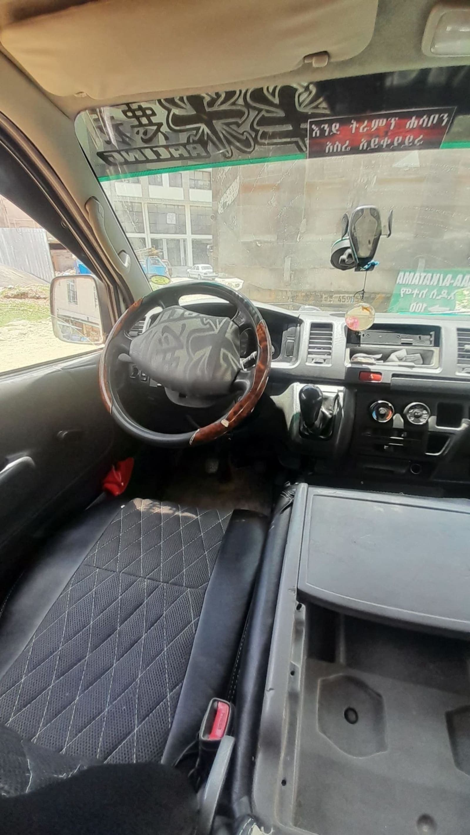 2007 Toyota Abadula — photo 3
