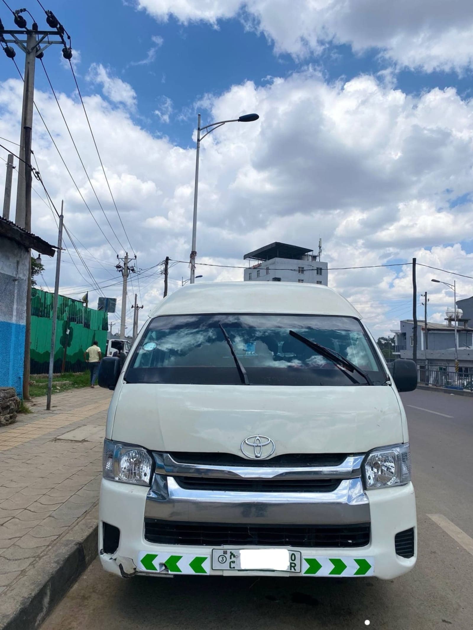 2009 Toyota Highroof