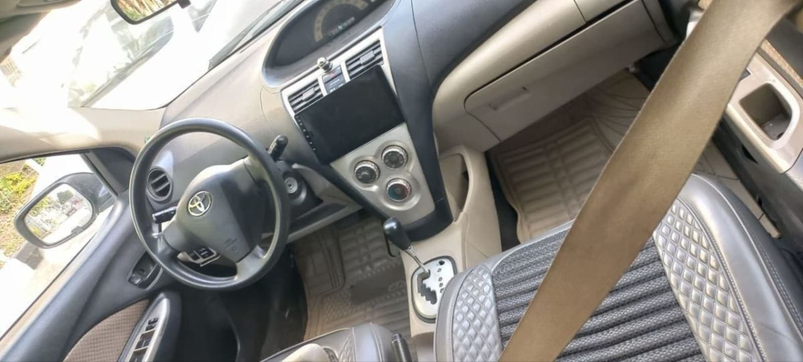2008 Toyota Belta โ photo 4