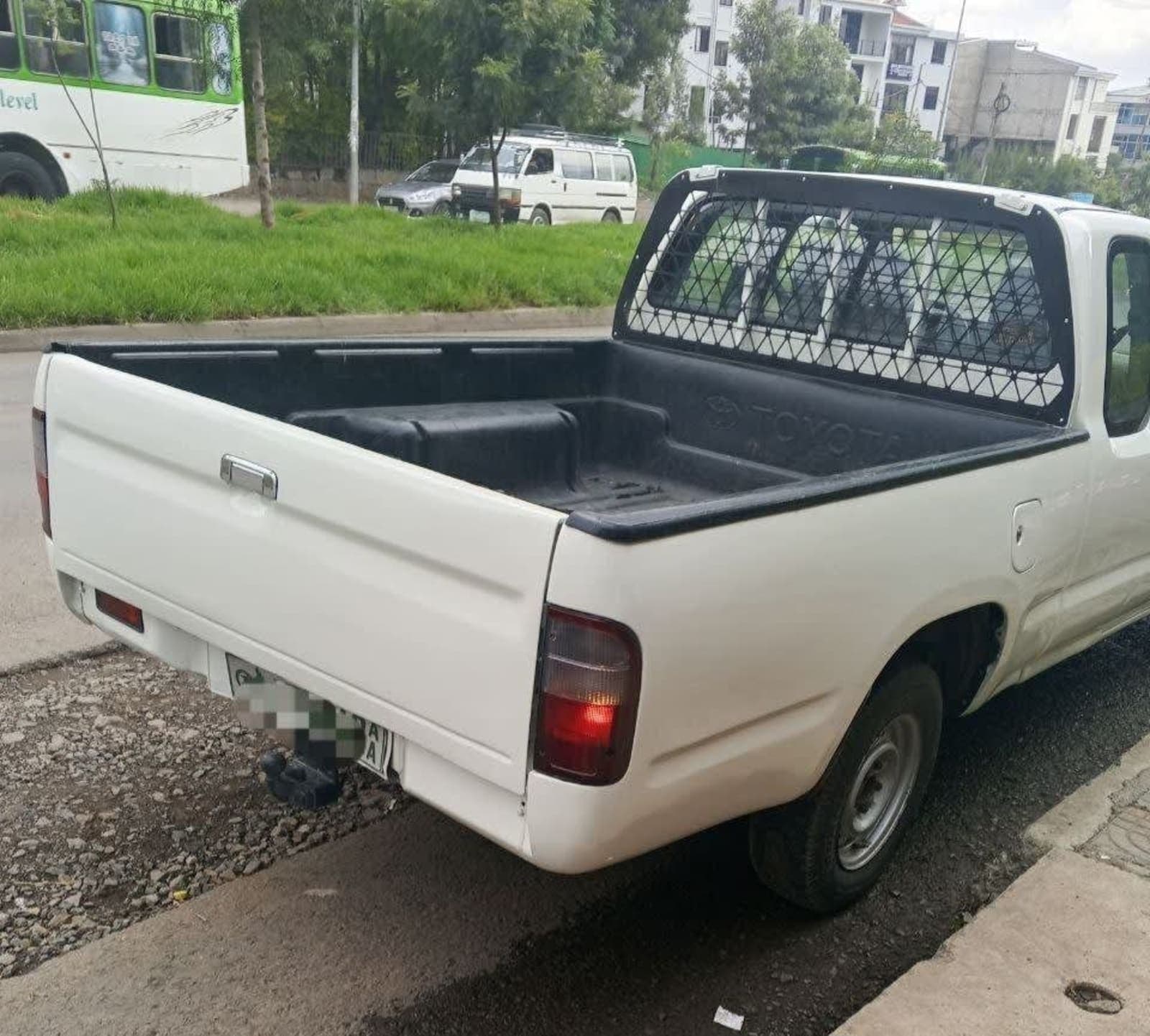 2002 Toyota D4D — photo 4