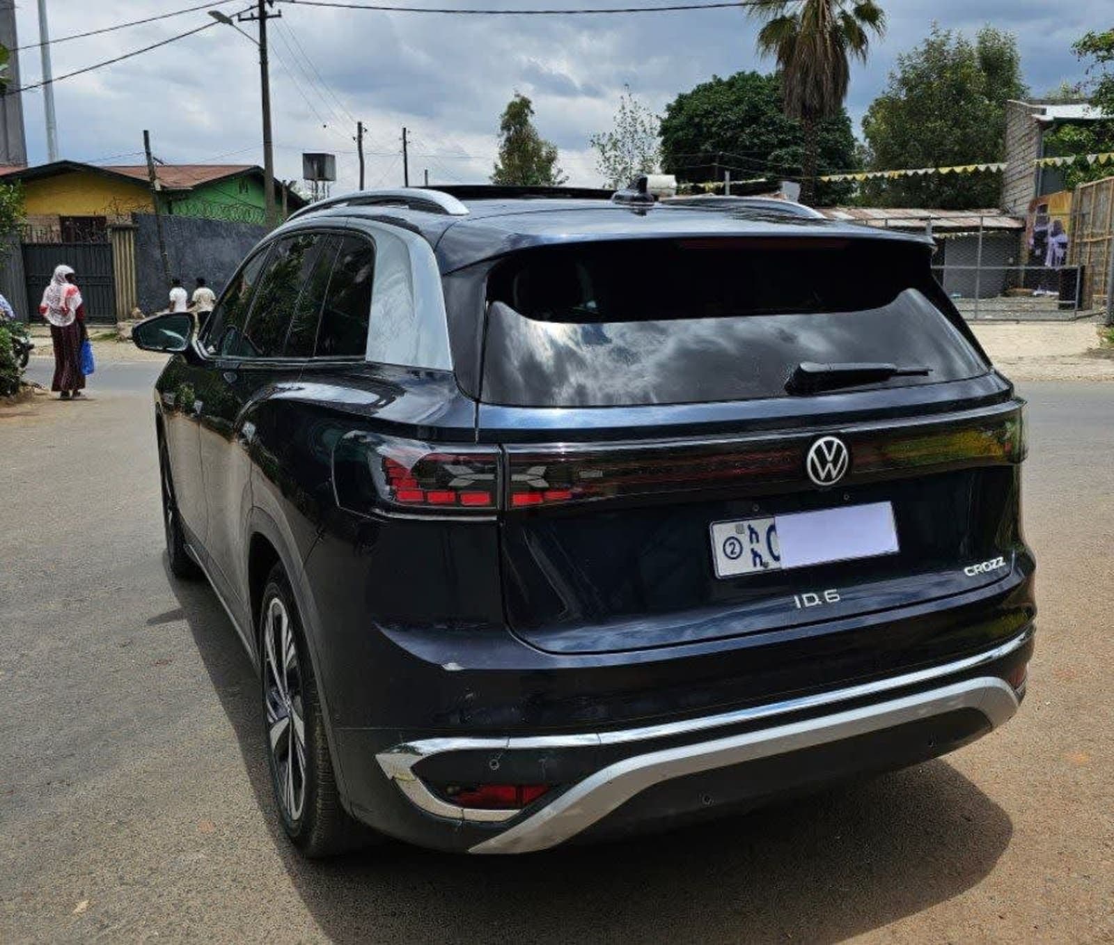 2022 Volkswagen ID.6 Crozz Pro — photo 3
