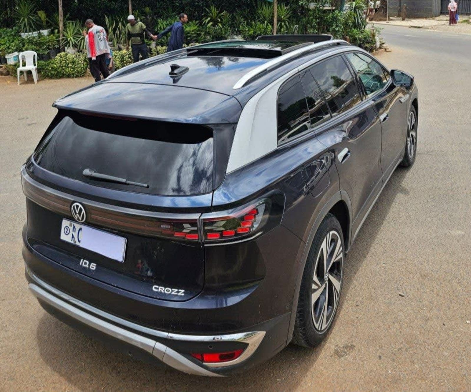 2022 Volkswagen ID.6 Crozz Pro — photo 4