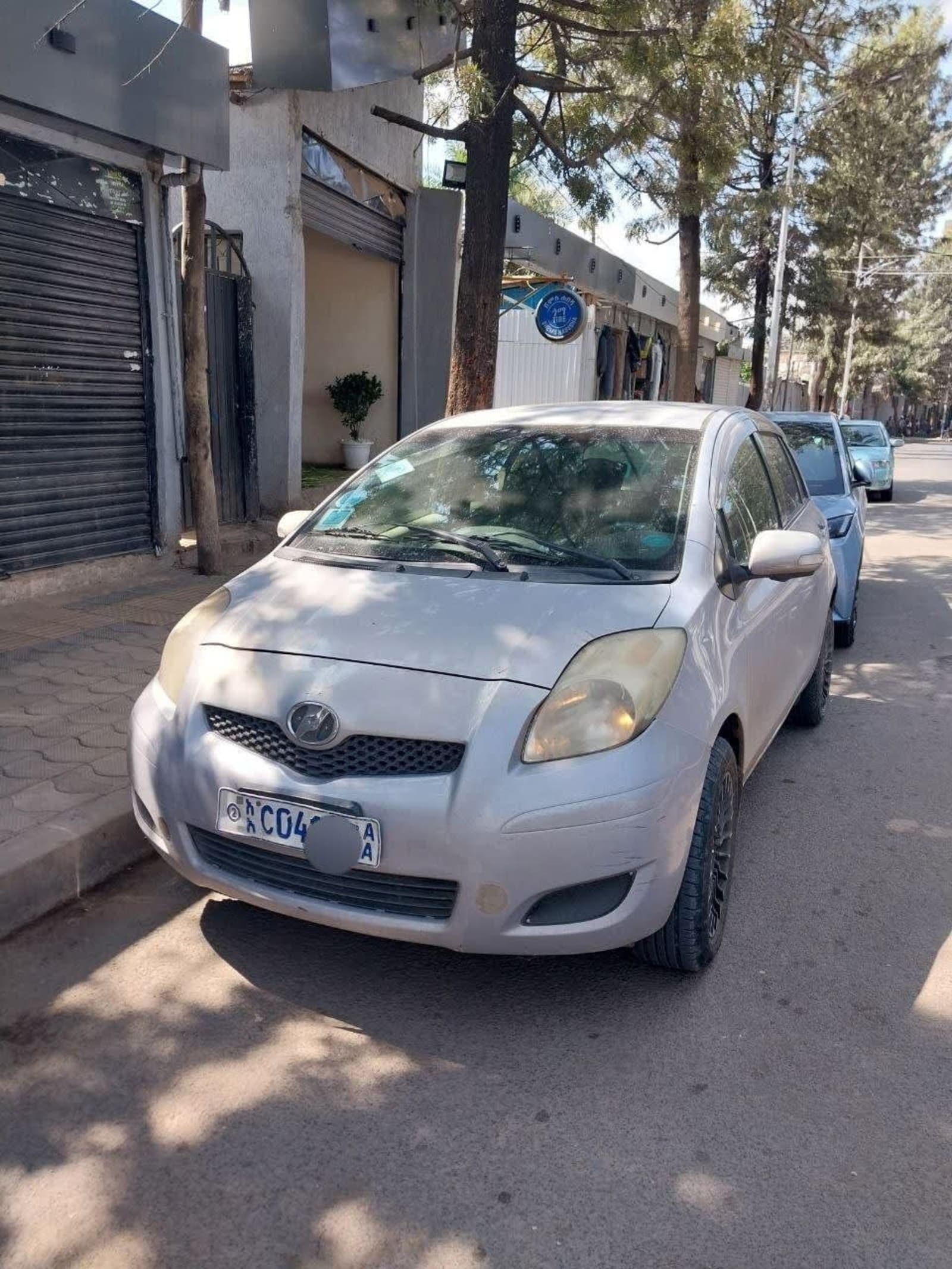 2009 Toyota Yaris compact — photo 6
