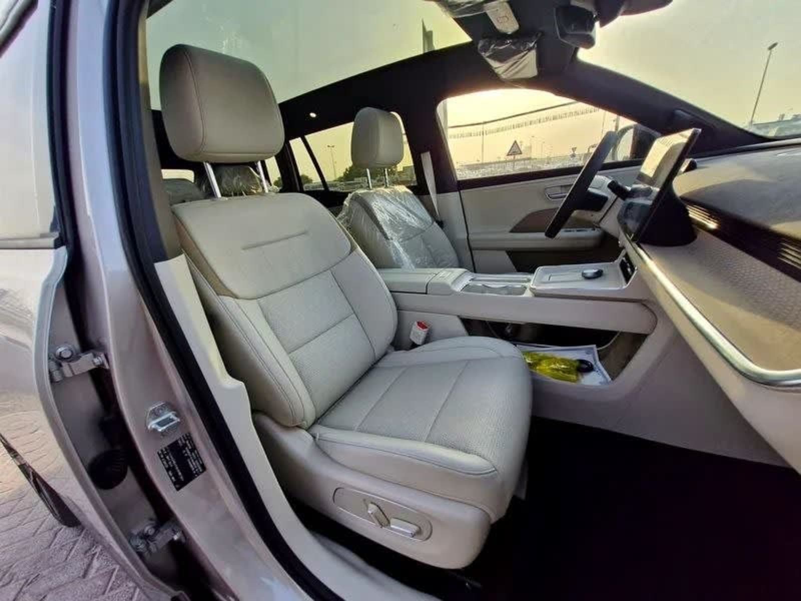 2025 Toyota bZ3X Max — photo 3