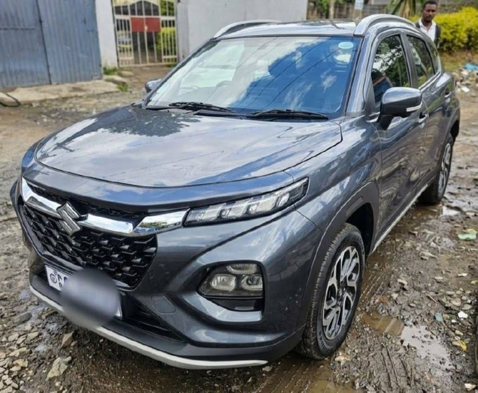 2025 Suzuki Fronx — photo 4