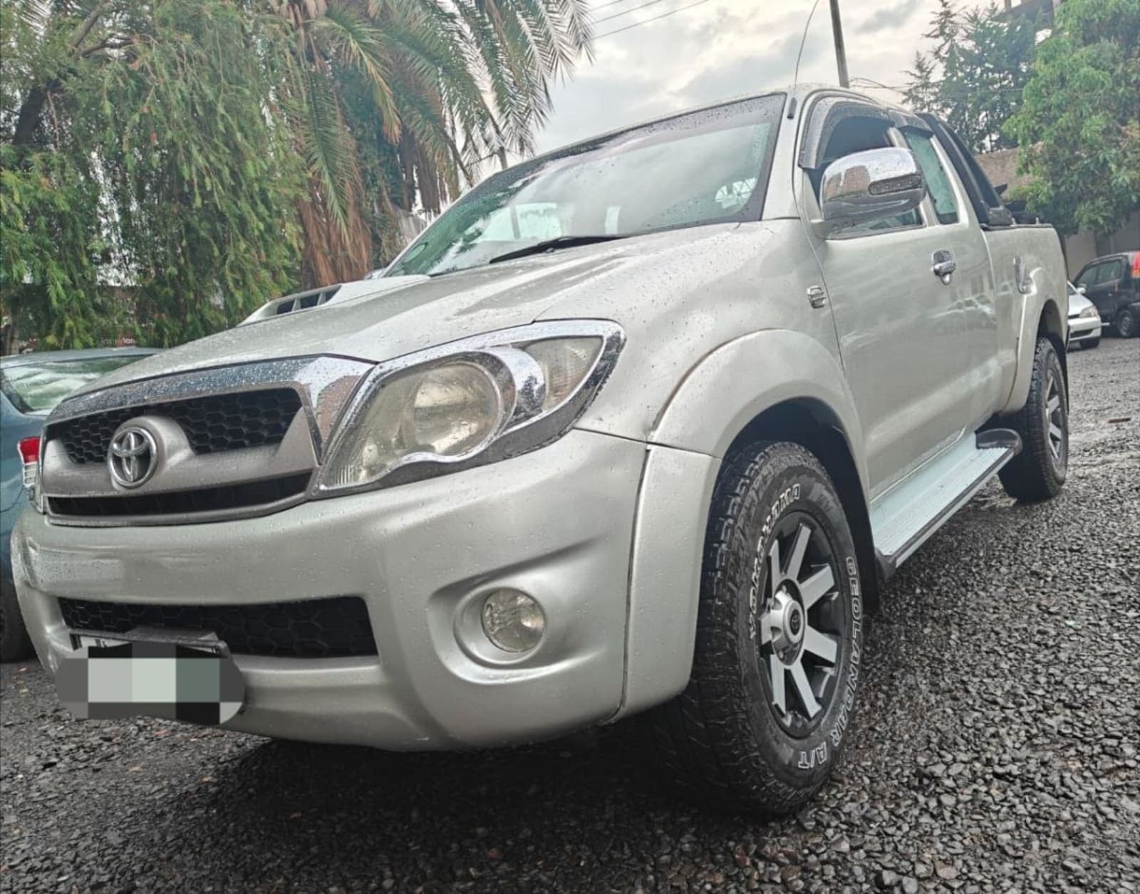 2010 Toyota Hilux King Cab — photo 8