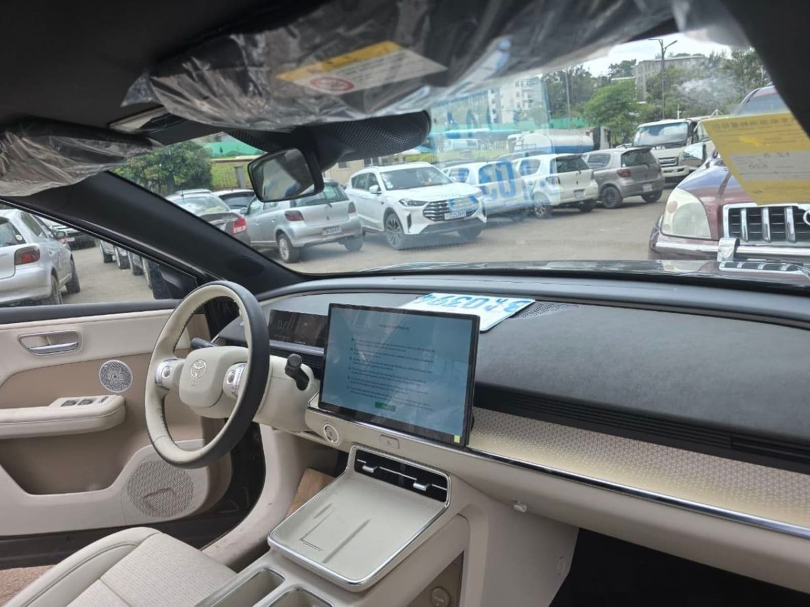2024 Toyota Corolla Cross Hybrid — photo 4