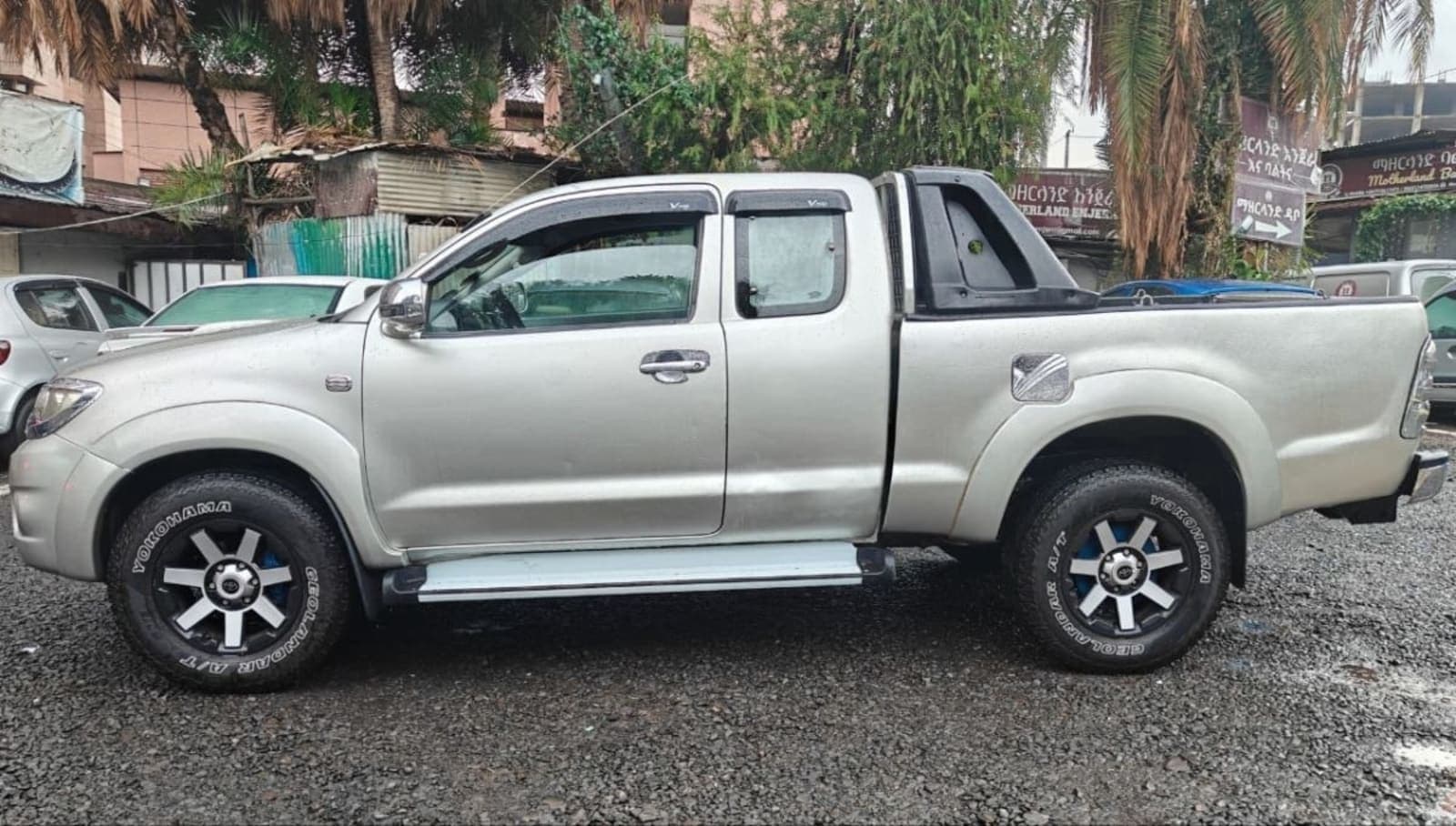 2009 Toyota Hilux King Cab — photo 7