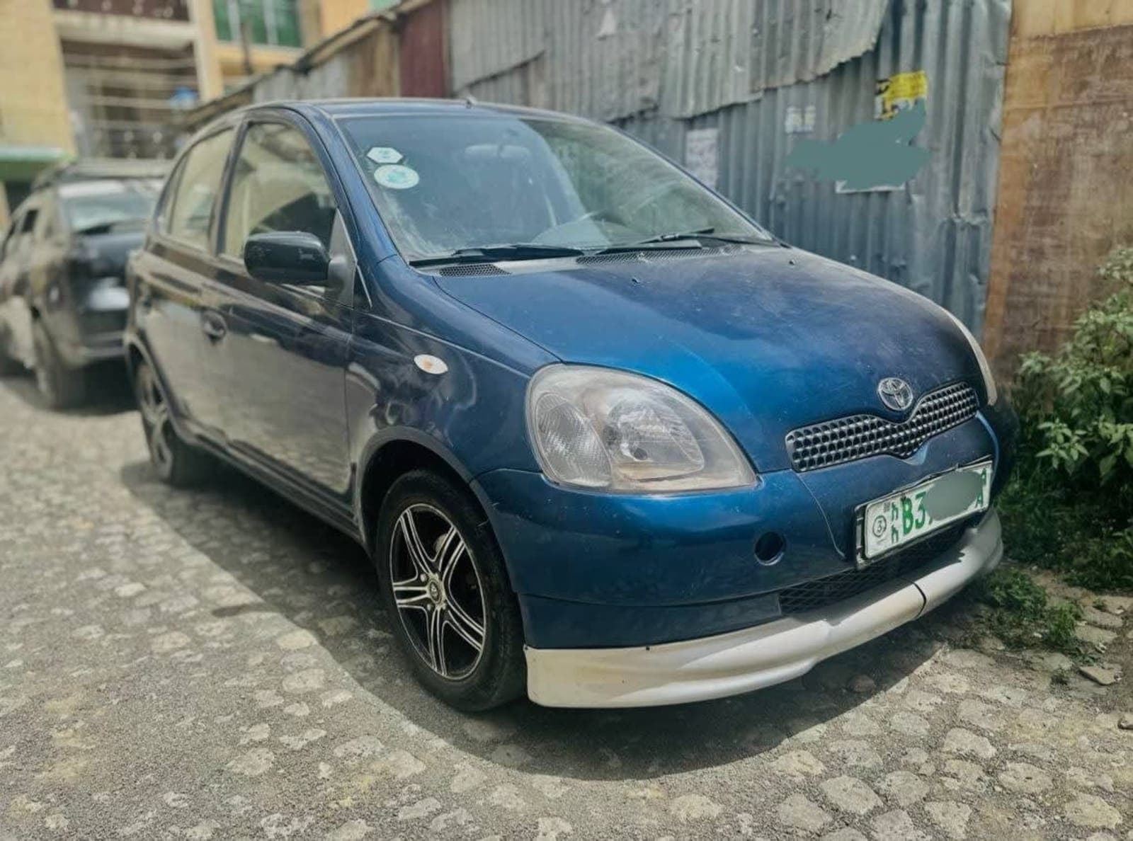 2000 Toyota Vitz Yaris โ photo 2