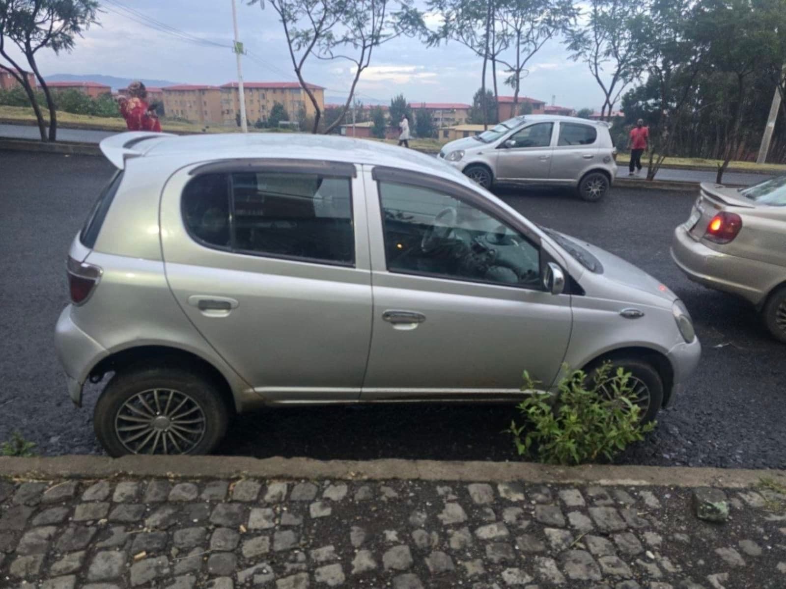 2001 Toyota Vitz
