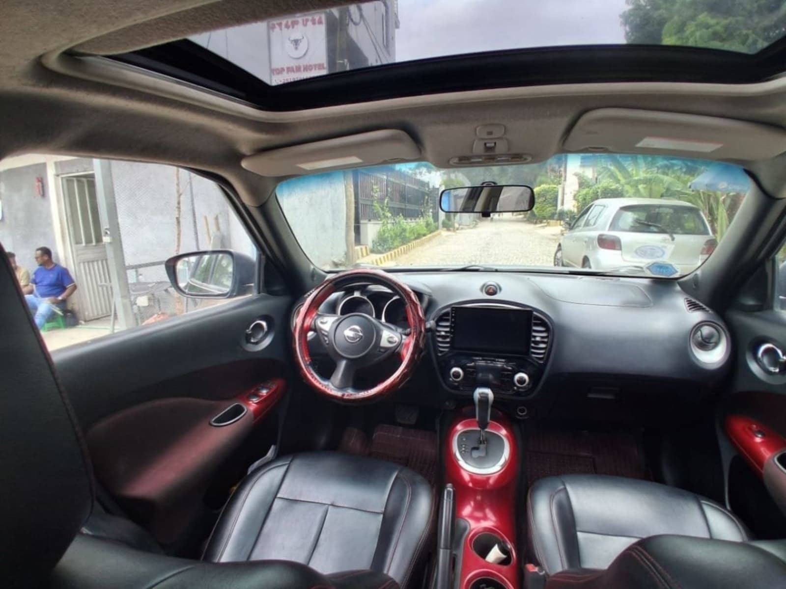 2014 Nissan Juke — photo 8