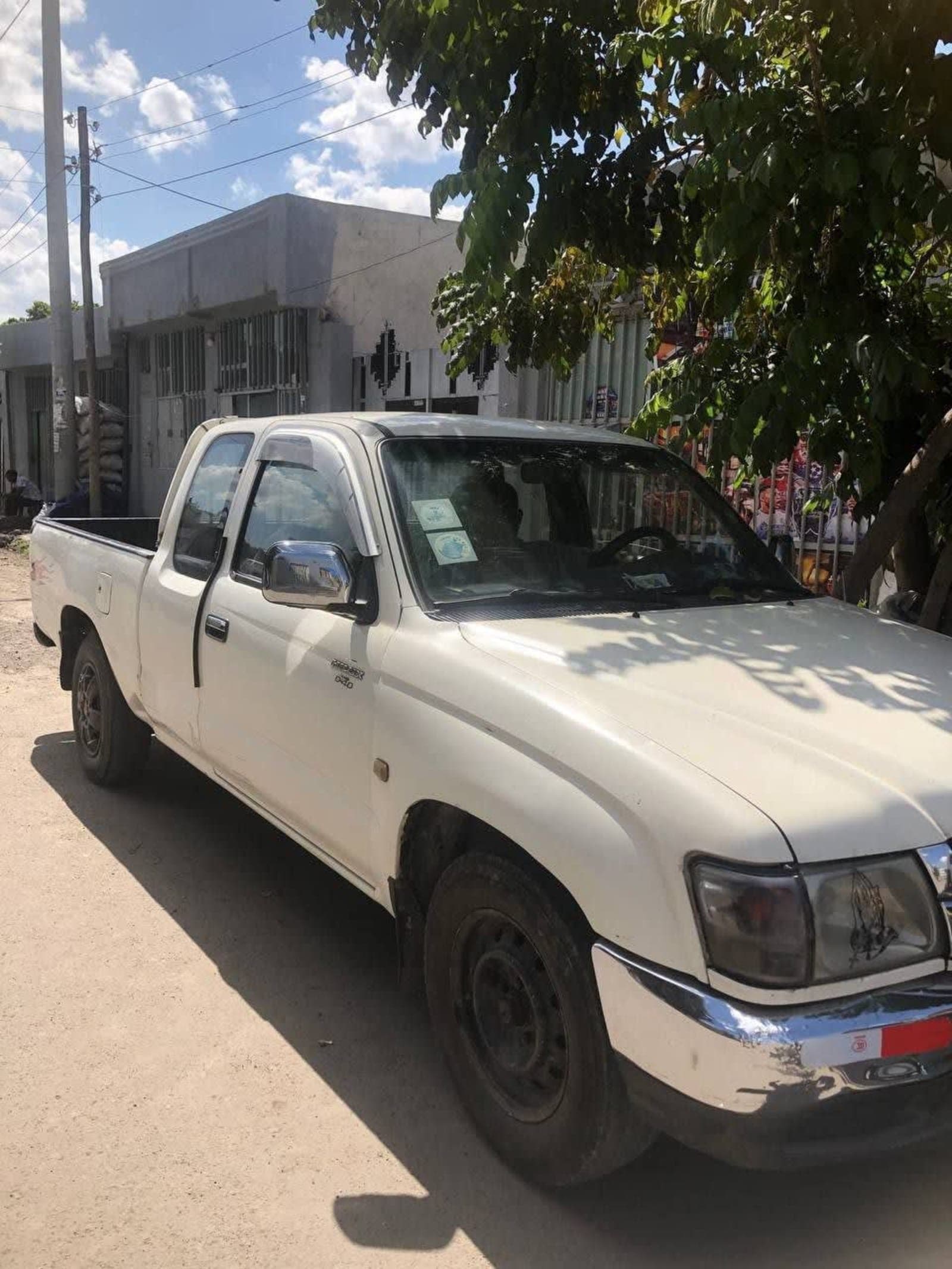 2002 Toyota Hilux