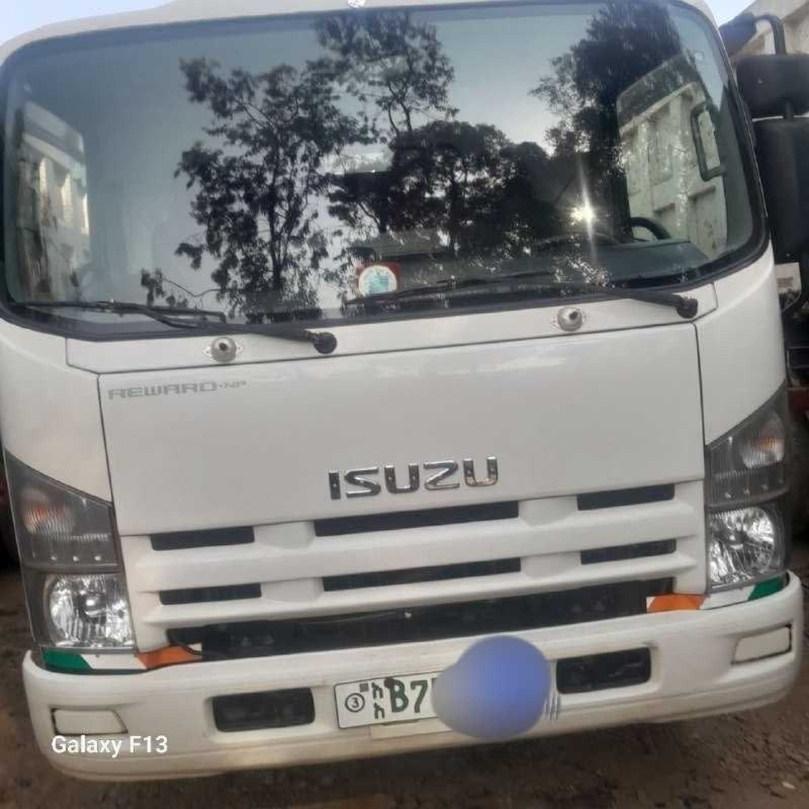 2023 ISUZU OBAMA — photo 2
