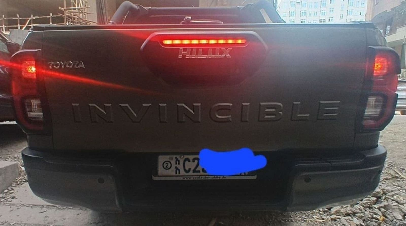 2022 Toyota Invincible — photo 3