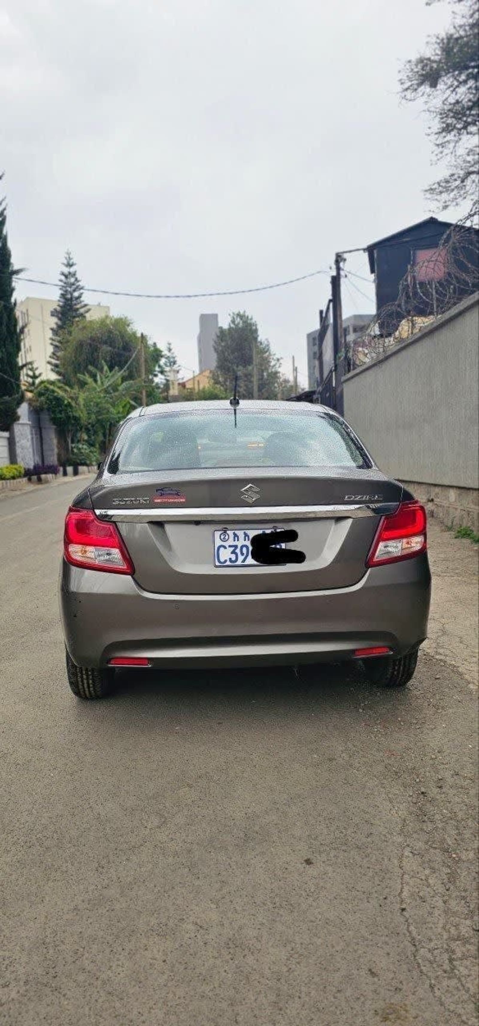 2022 Suzuki Dzire — photo 2