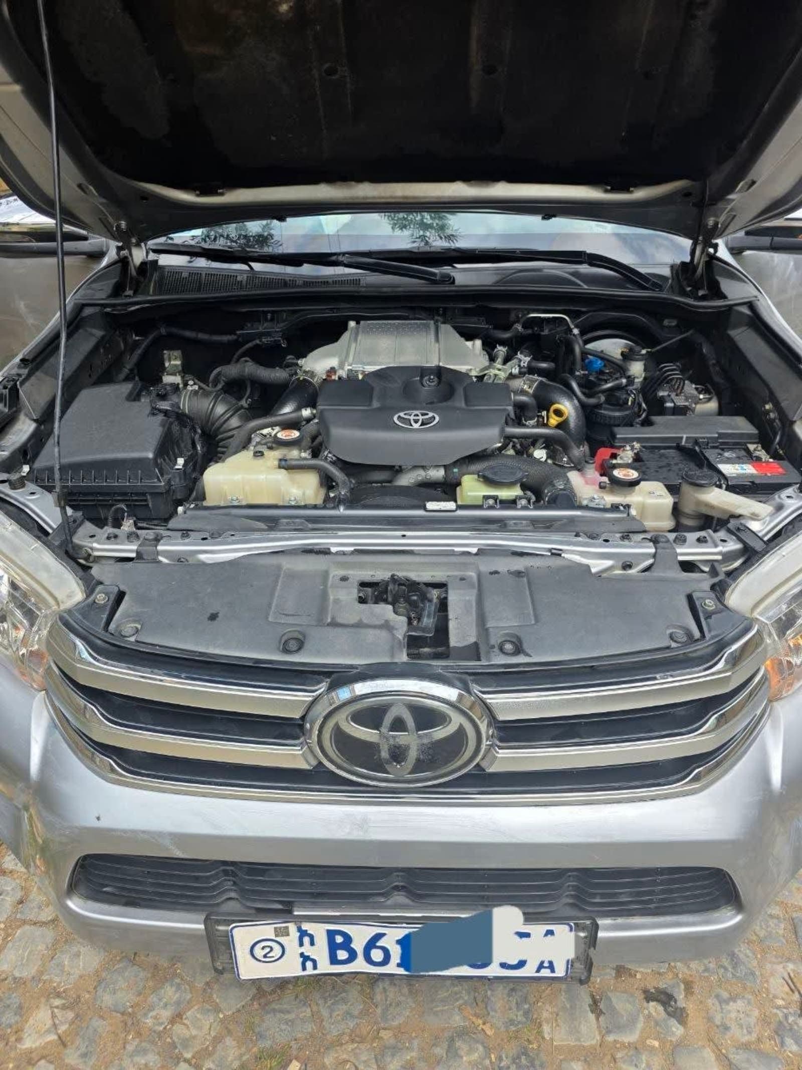 2019 Toyota Hilux Kin-Cap