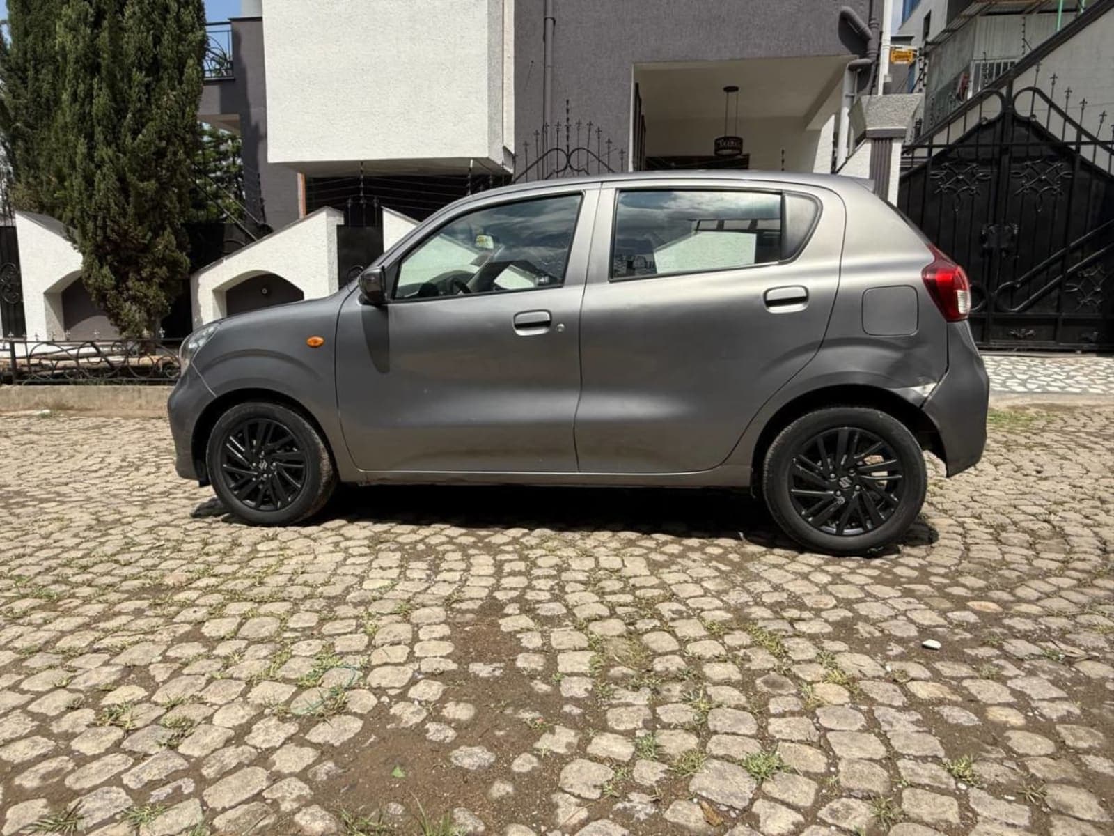 2022 Suzuki Celario — photo 4
