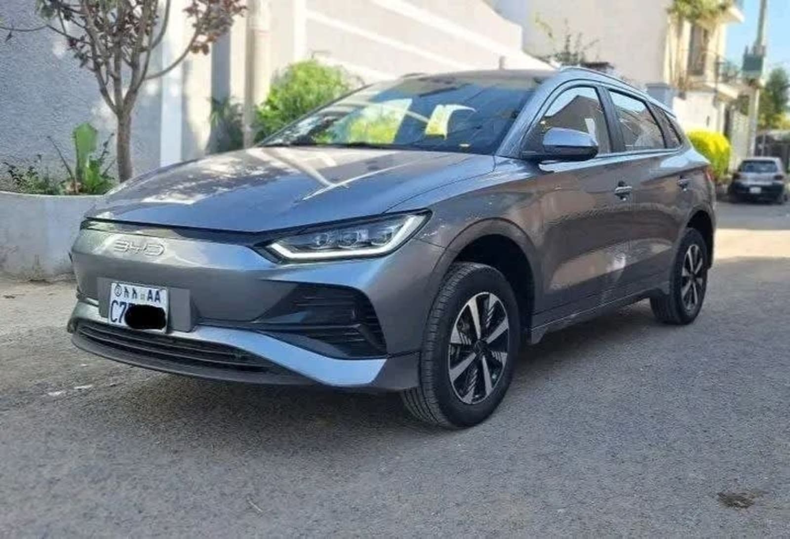 2025 BYD E2 — photo 5