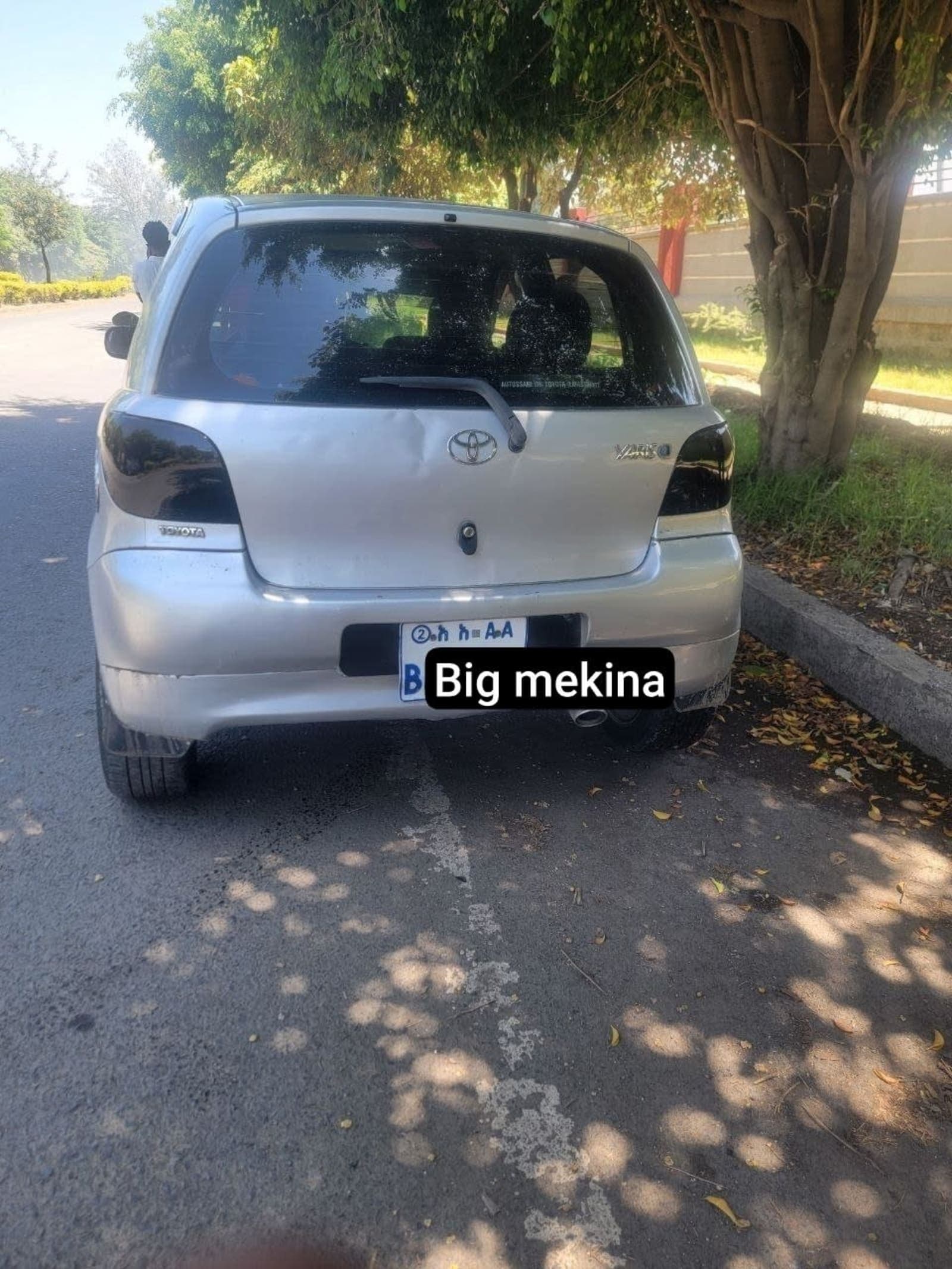 1999 Toyota Yaris — photo 2