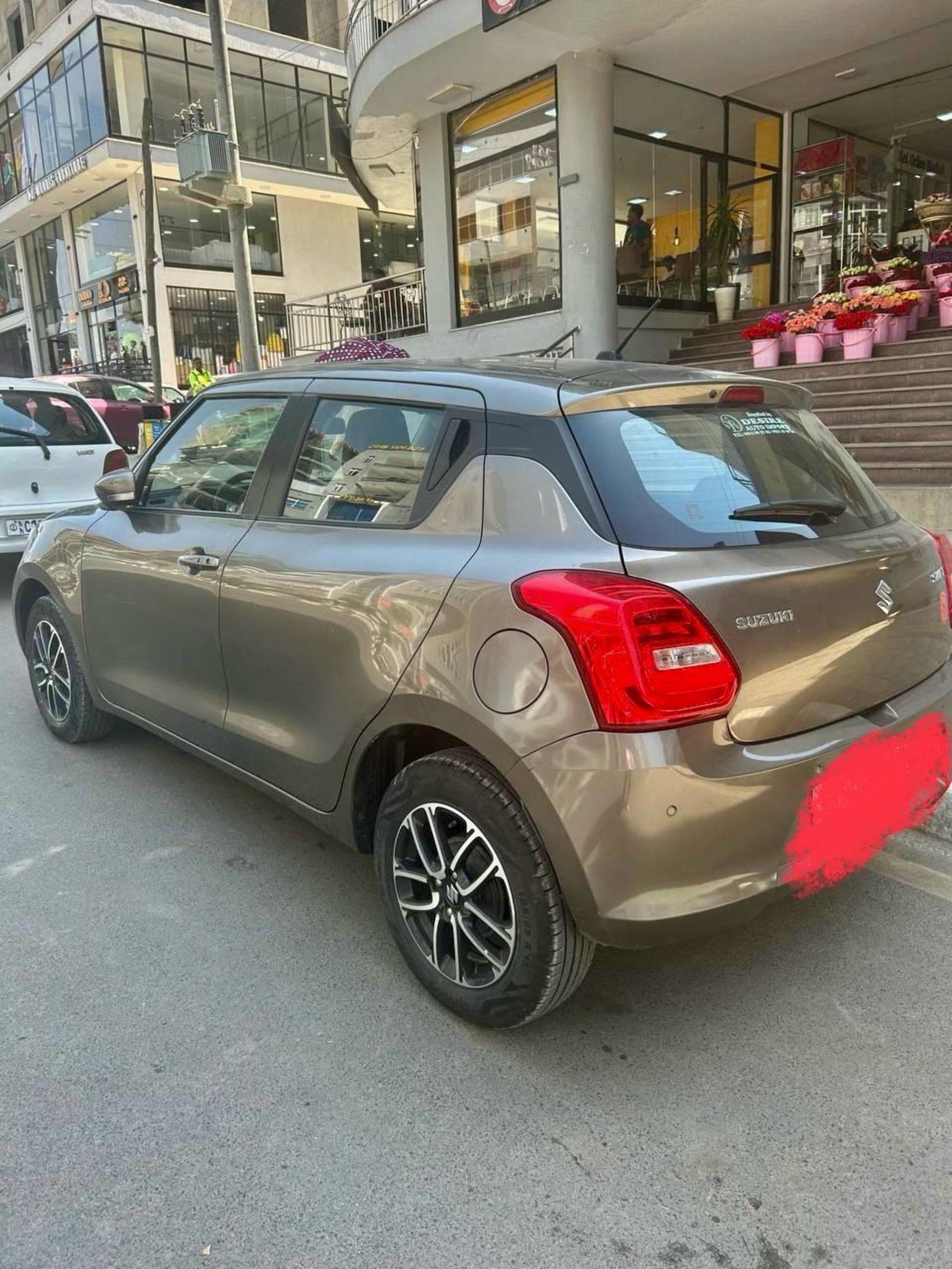 2022 Suzuki Swift — photo 2