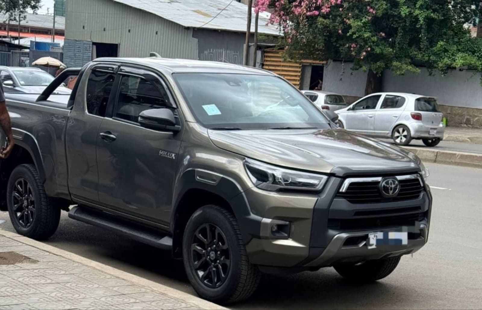 2022 Toyota Hilux invincible — photo 5