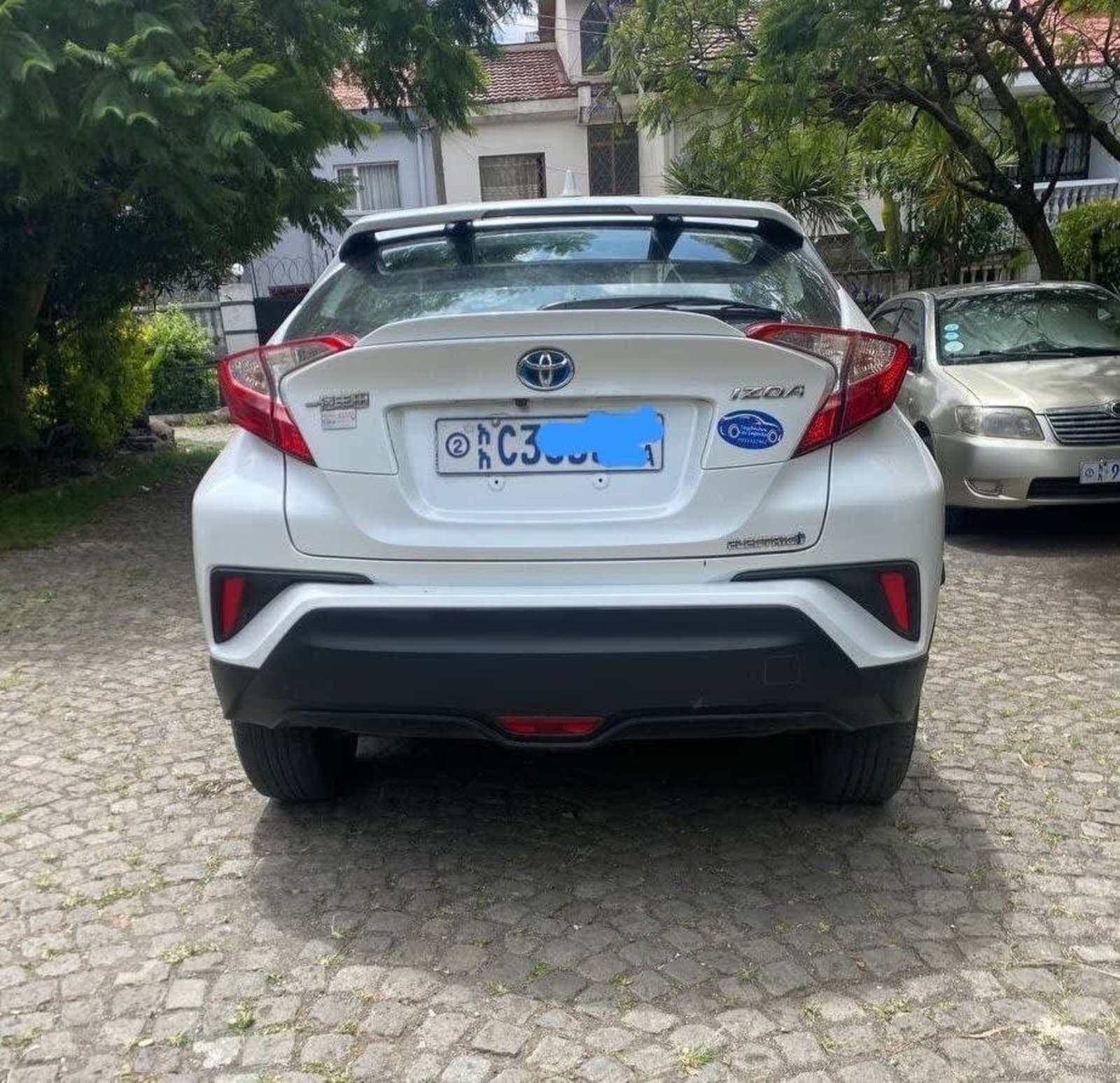 2023 Toyota CHR IZOA