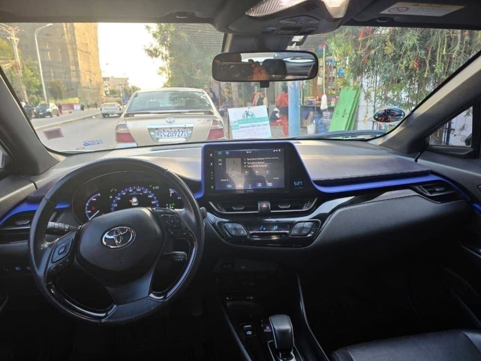 2023 Toyota CHR IZOA — photo 3