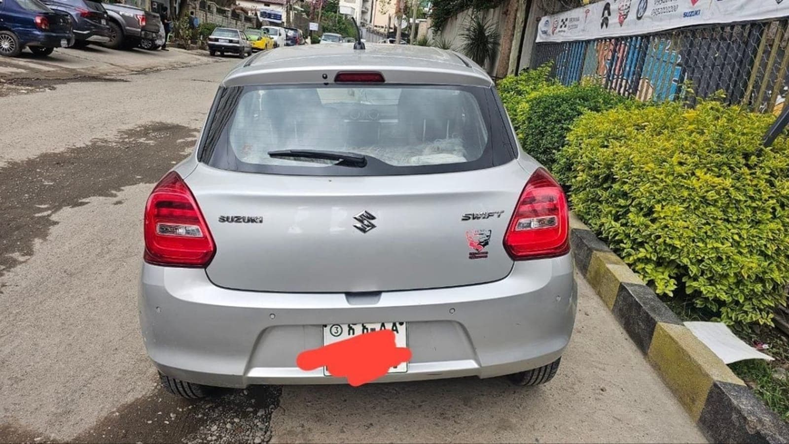 2022 Suzuki Swift — photo 3