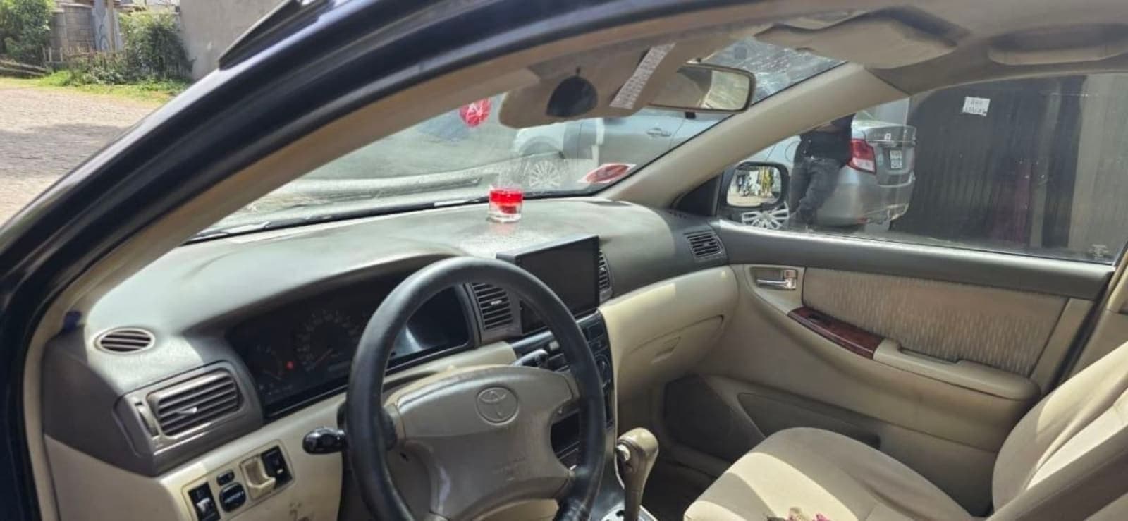 2005 Toyota Corolla — photo 2