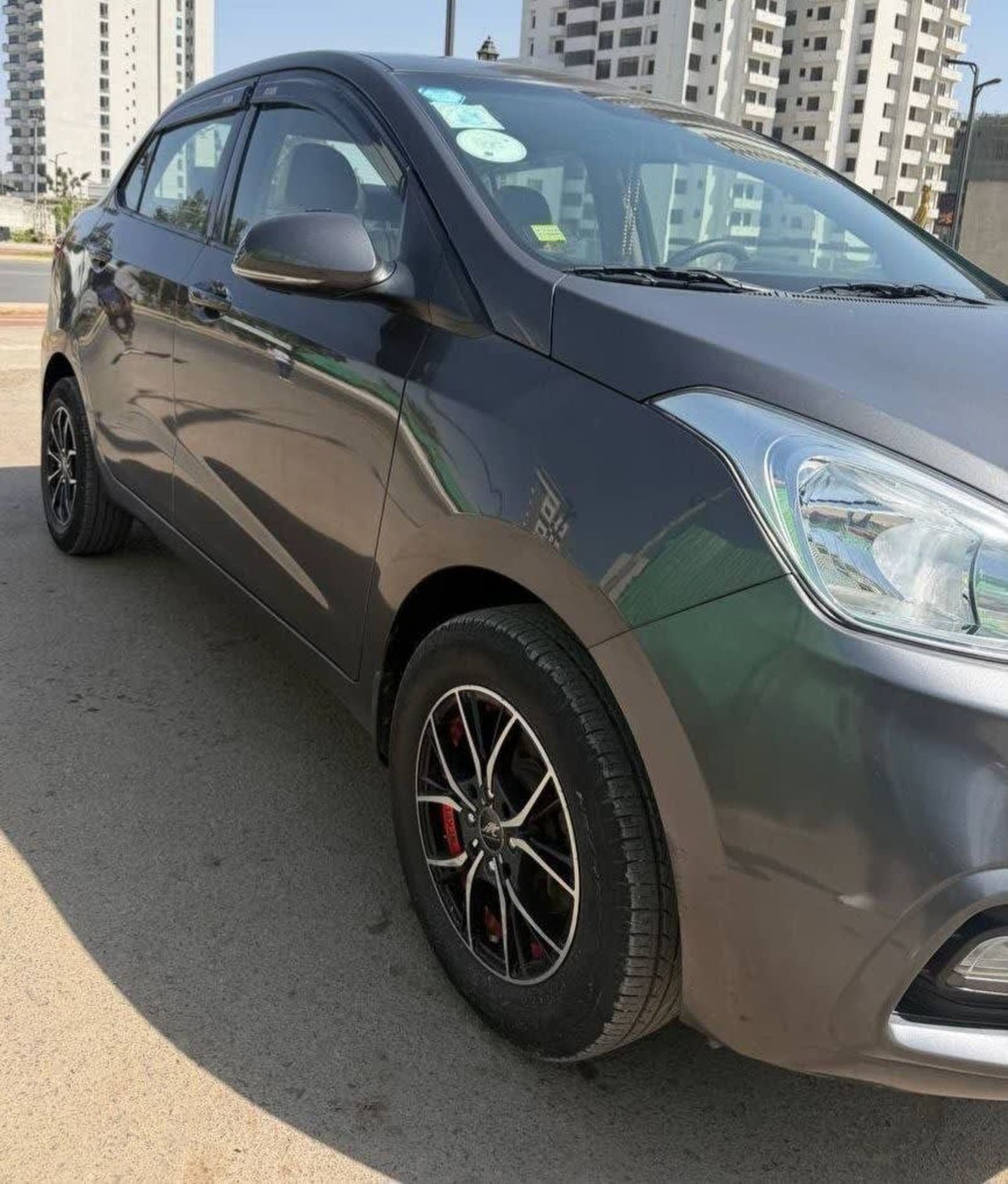 2020 Hyundai Grand i10 — photo 2