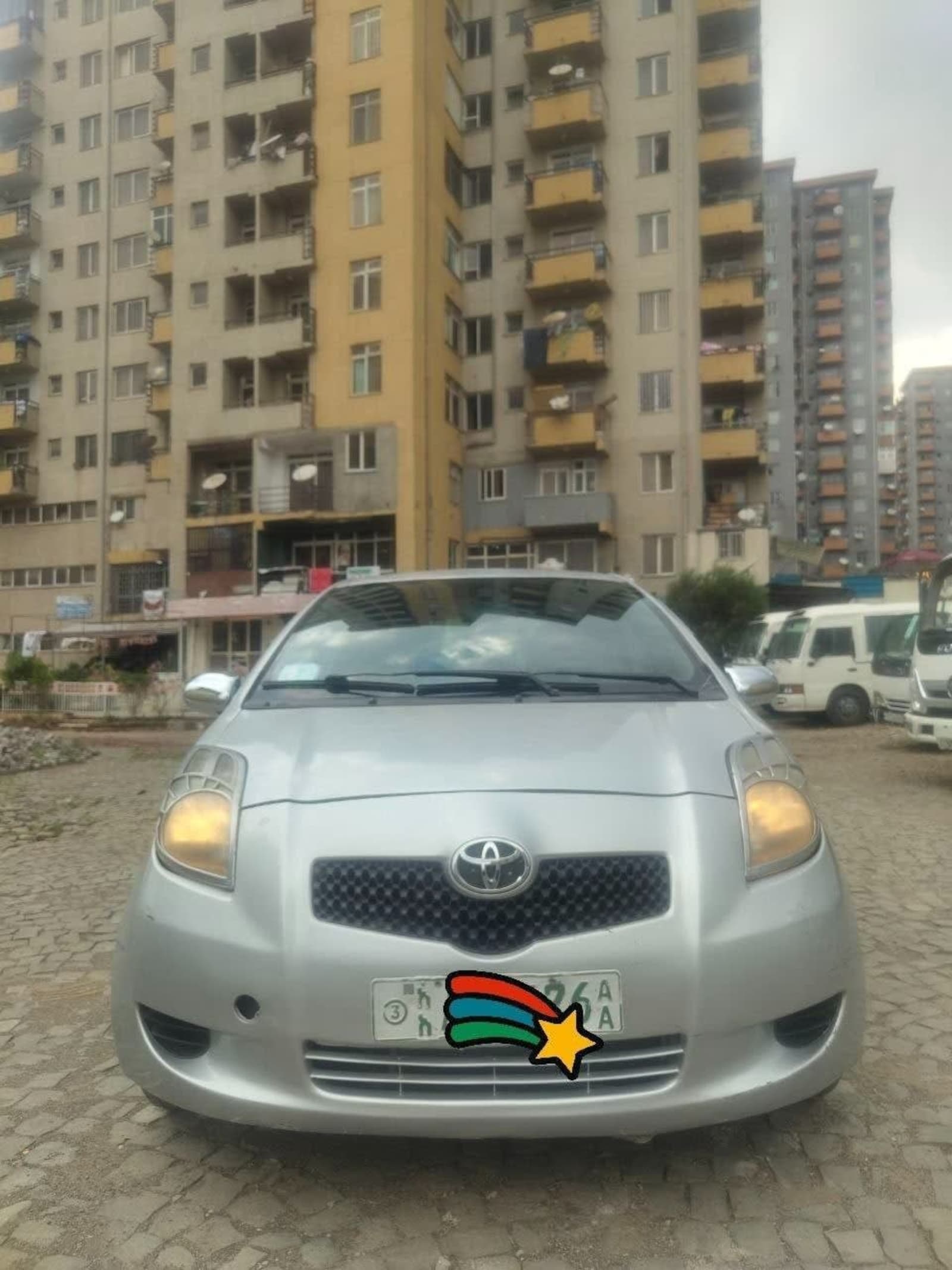 2005 Toyota Compact Yaris — photo 3