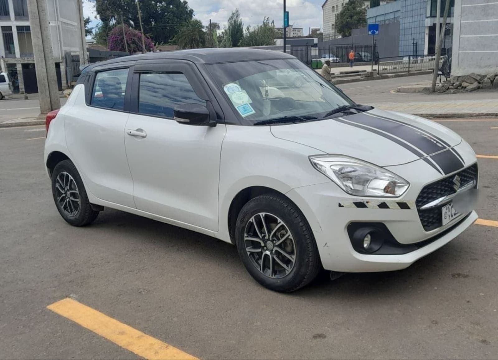 2022 Suzuki Swift — photo 5