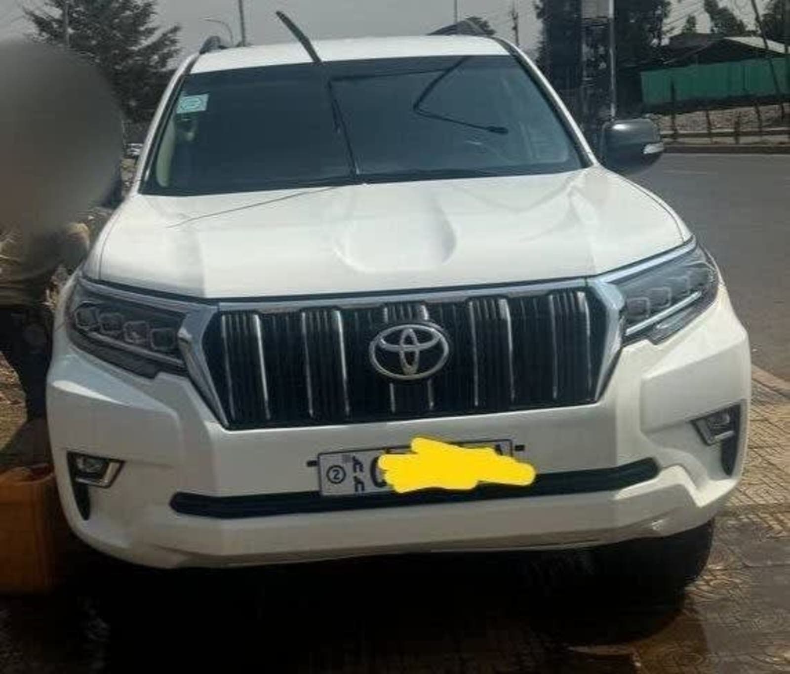 2018 Toyota Land Cruiser Prado — photo 4