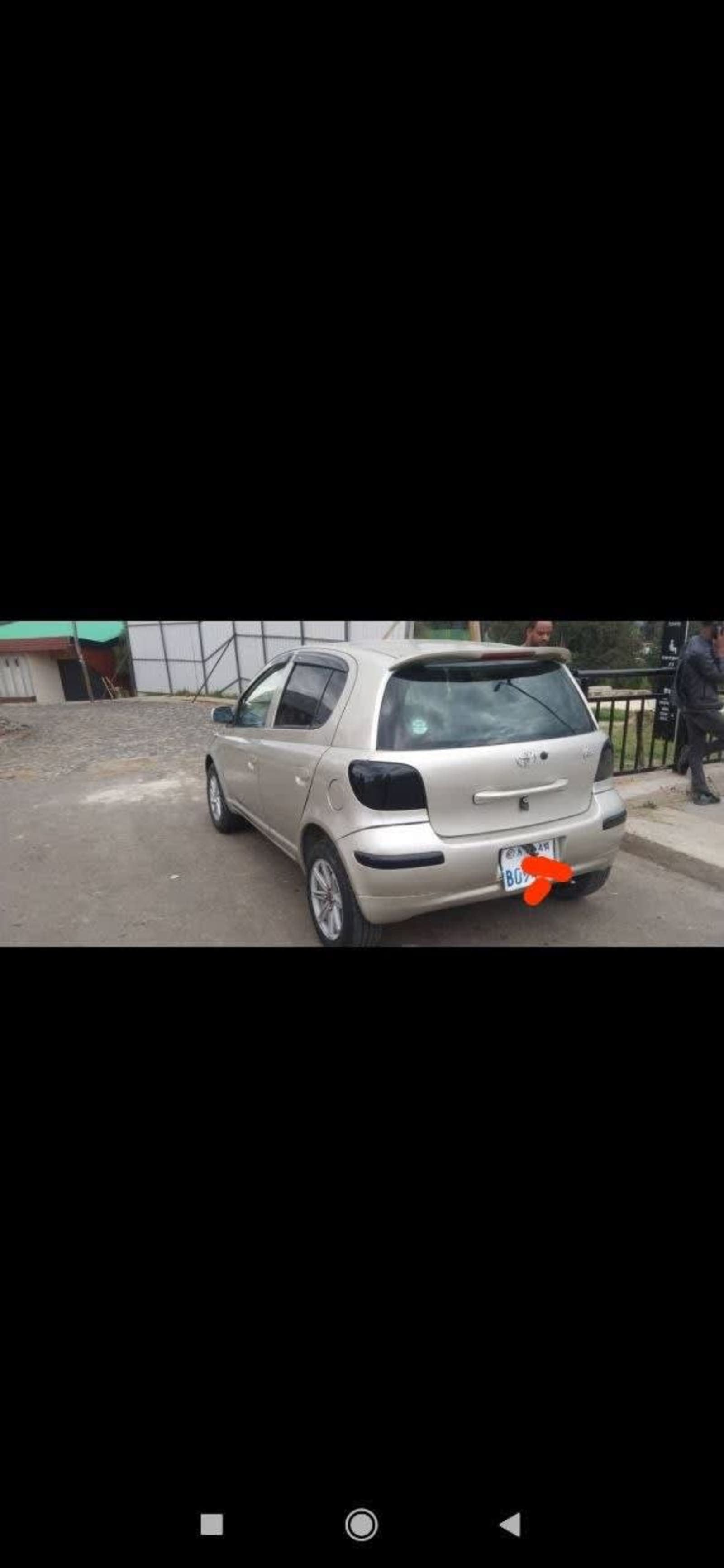 2002 Toyota Vitz — photo 5
