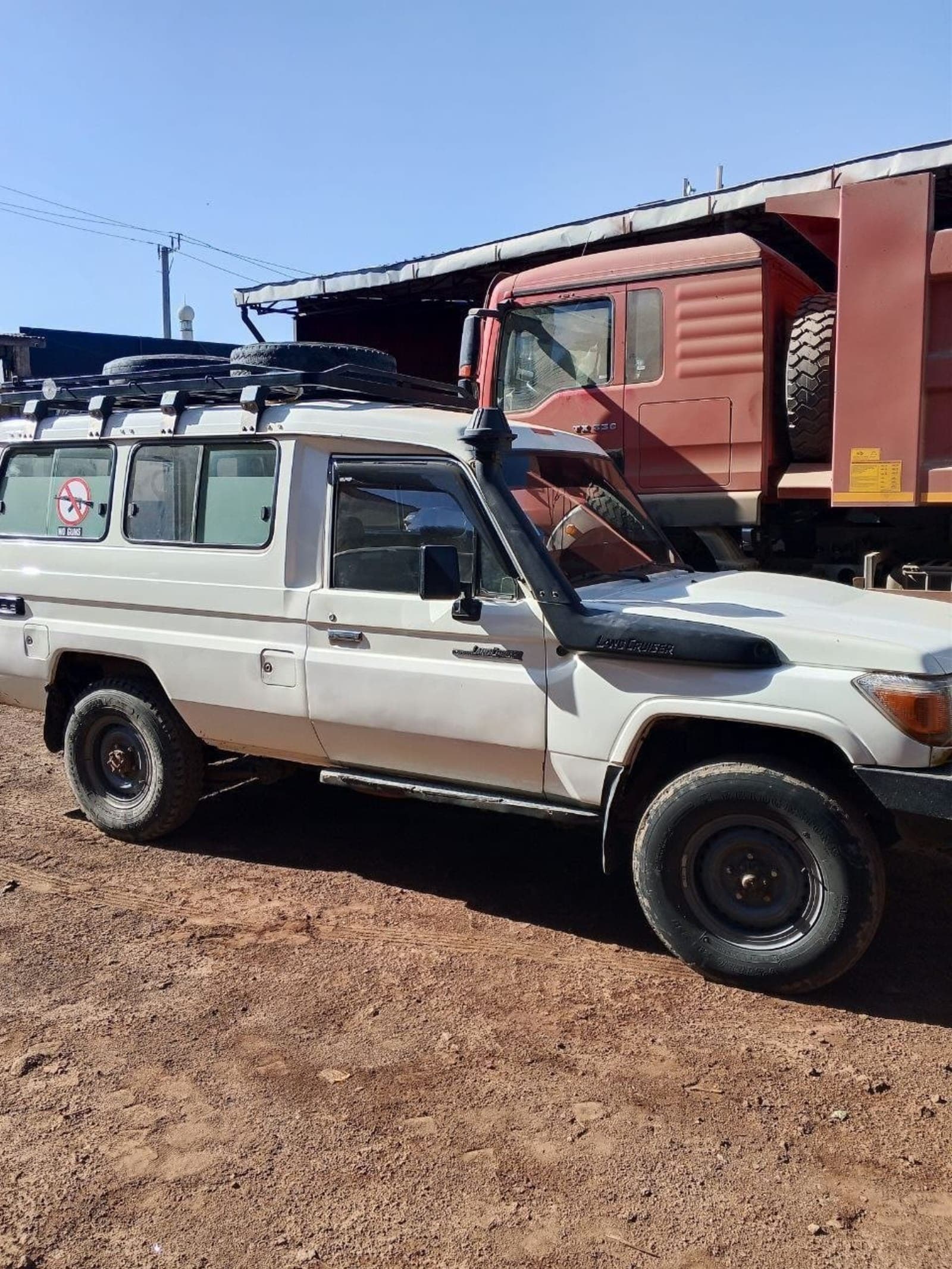 2009 Toyota Land Cruiser Long Base — photo 2