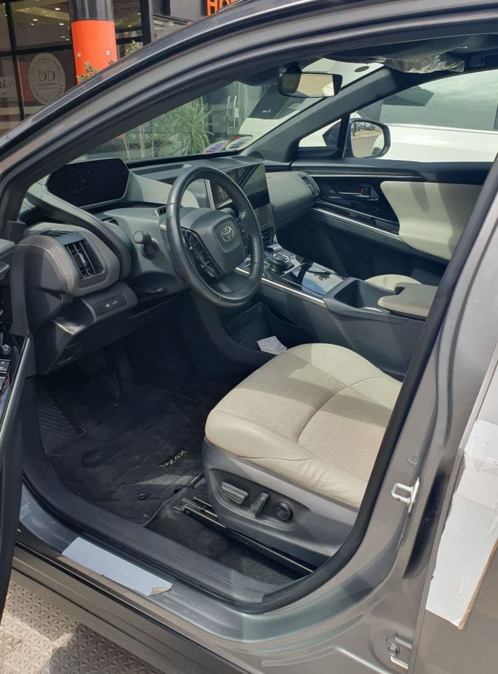 2022 Toyota bz4x Awd ultra — photo 4