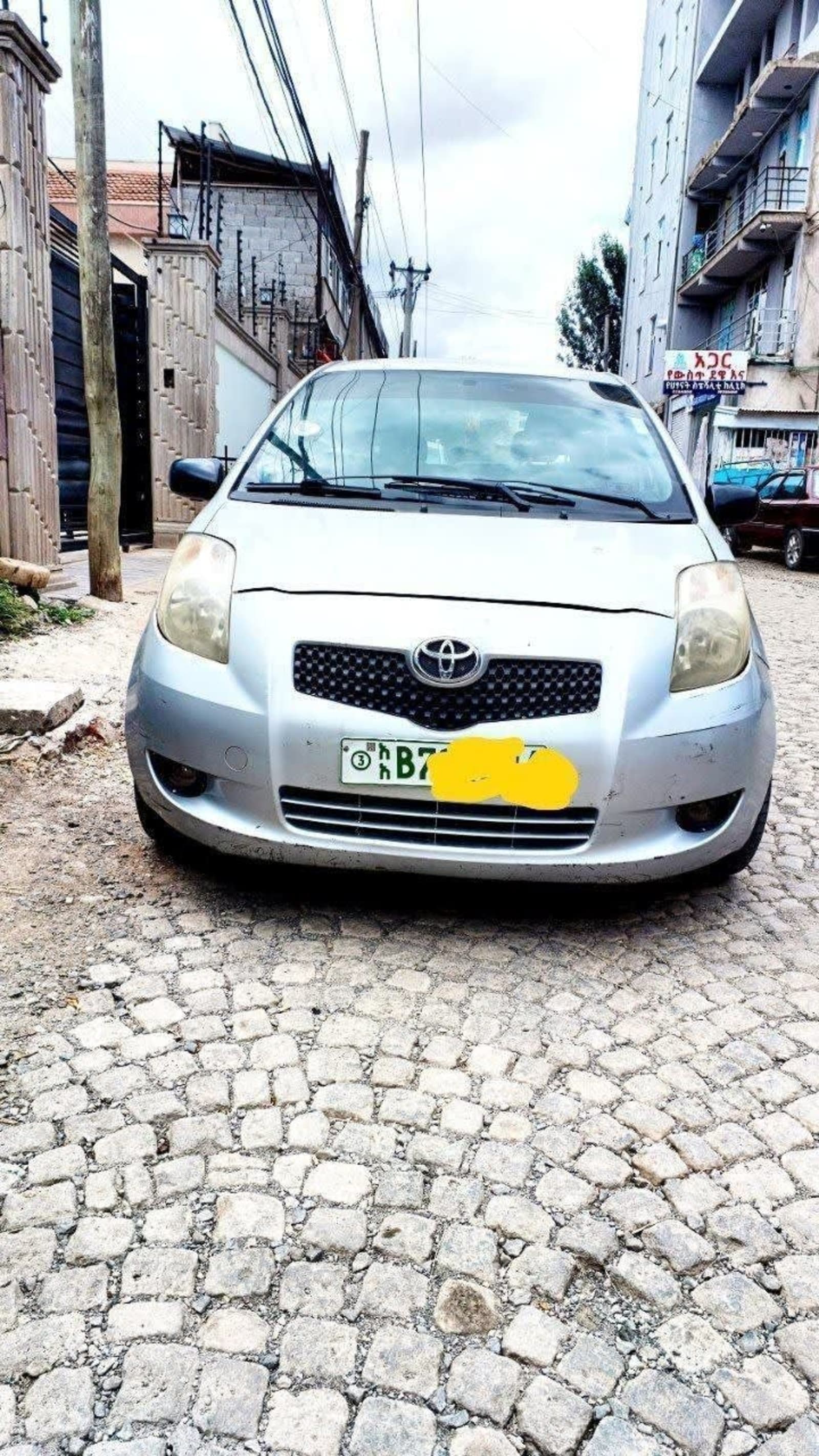 2007 Toyota Yaris Compact — photo 4