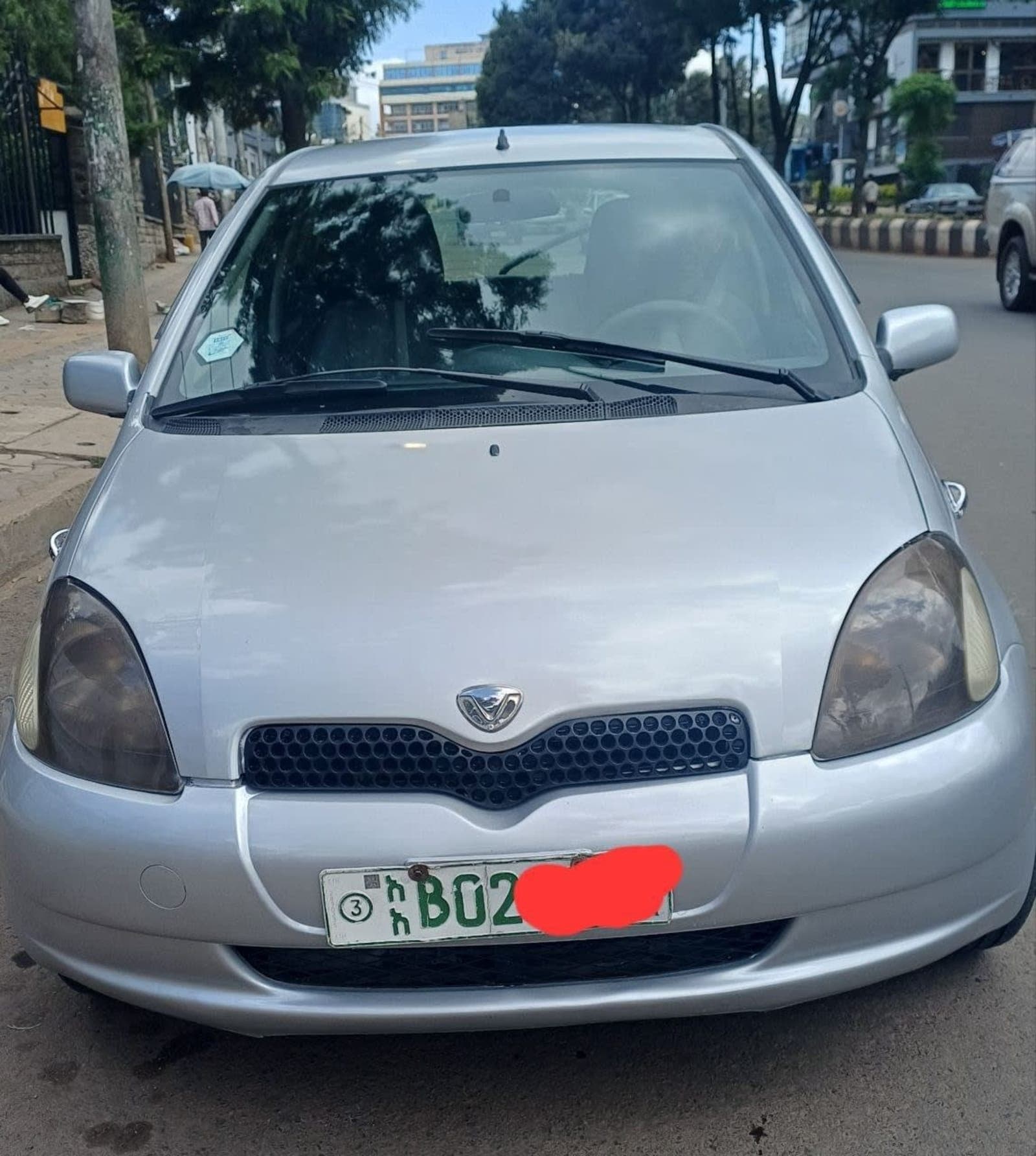 2001 Toyota Vitz