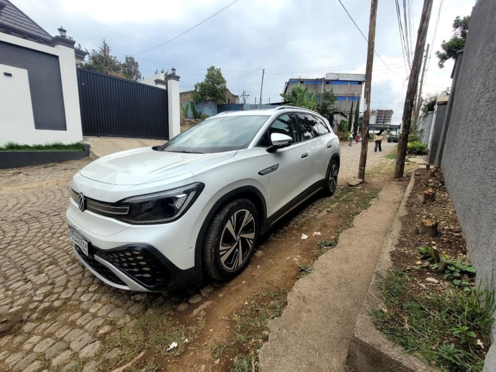 2022 Volkswagen ID6 Crozz Pro — photo 2