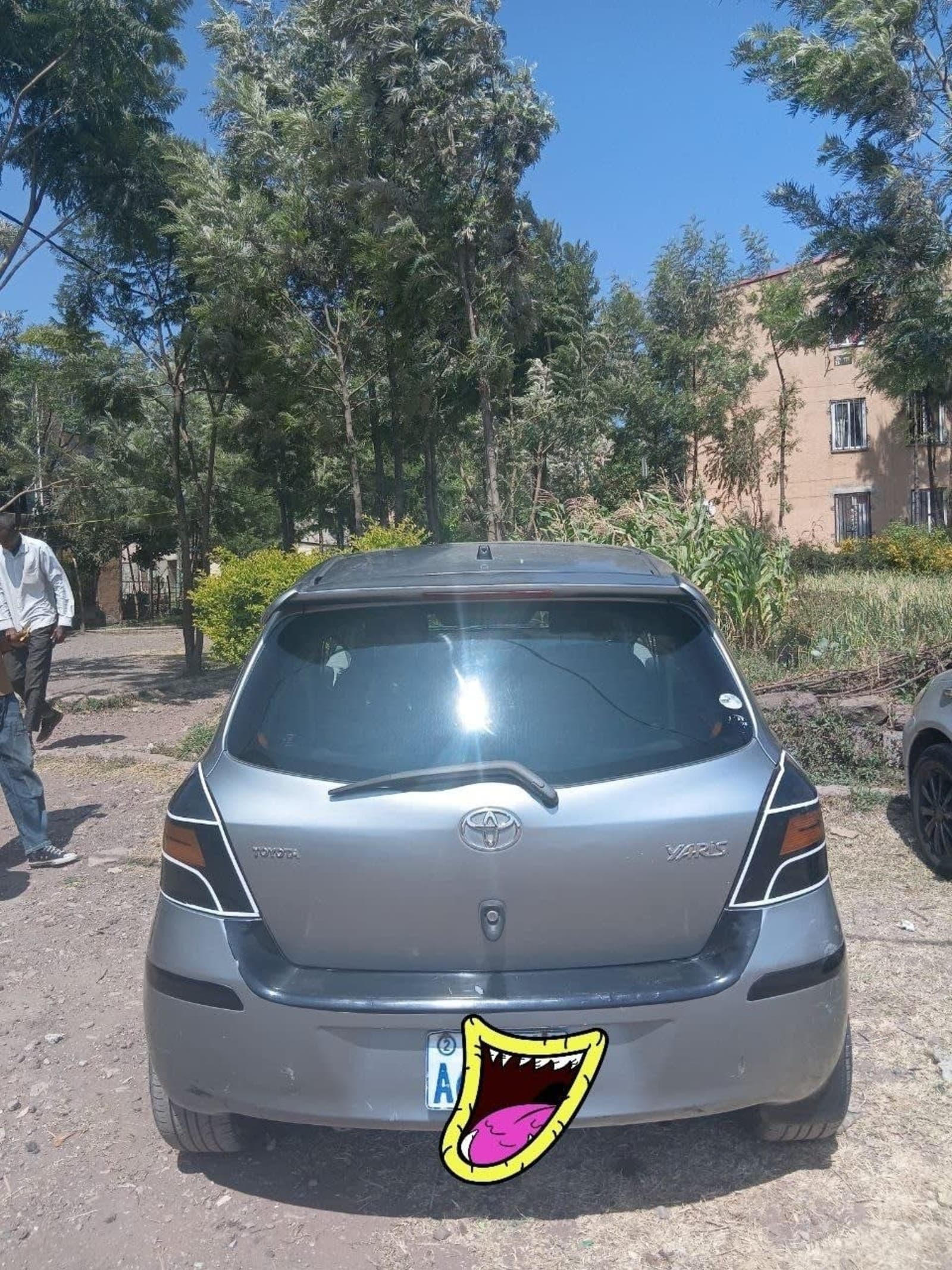 2008 Toyota compact โ photo 3