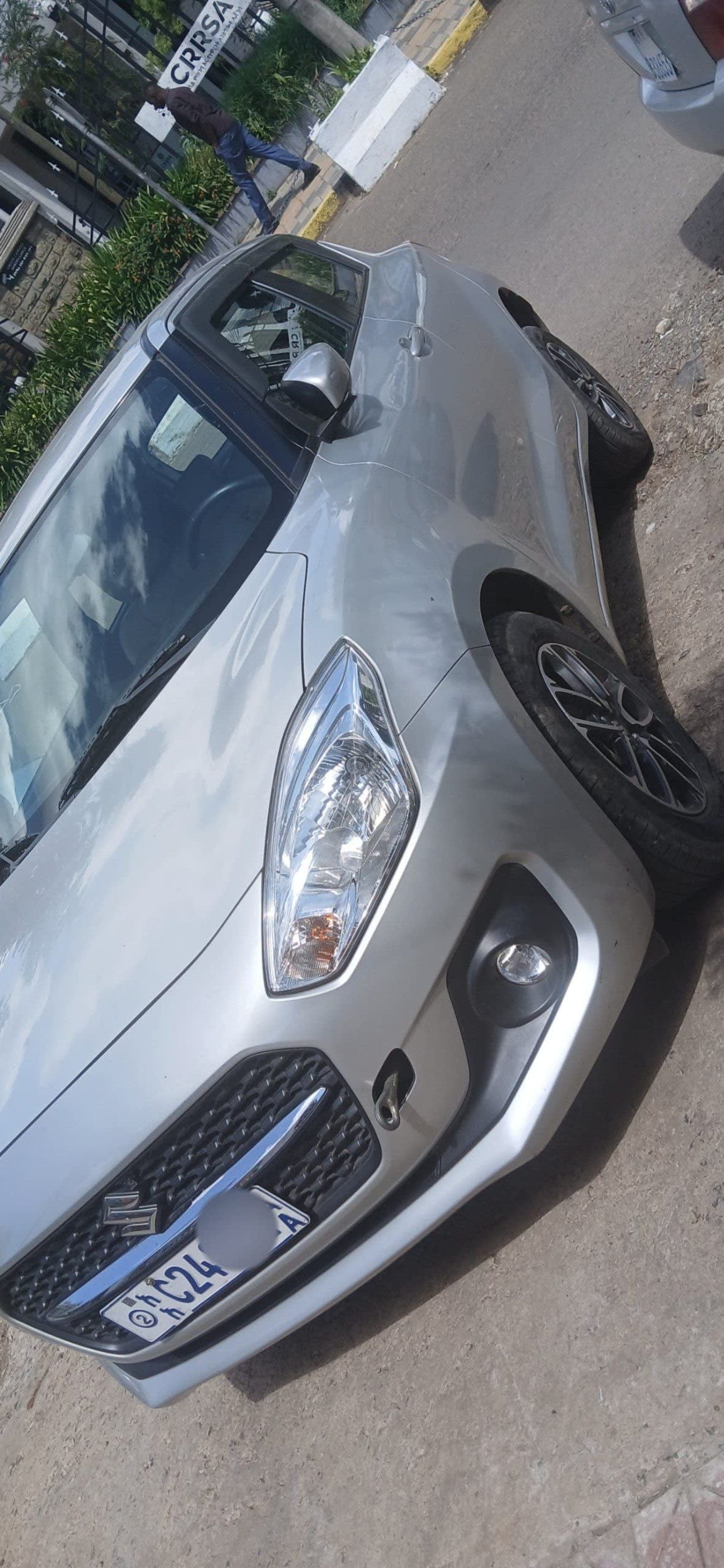 2022 Suzuki Swift — photo 7